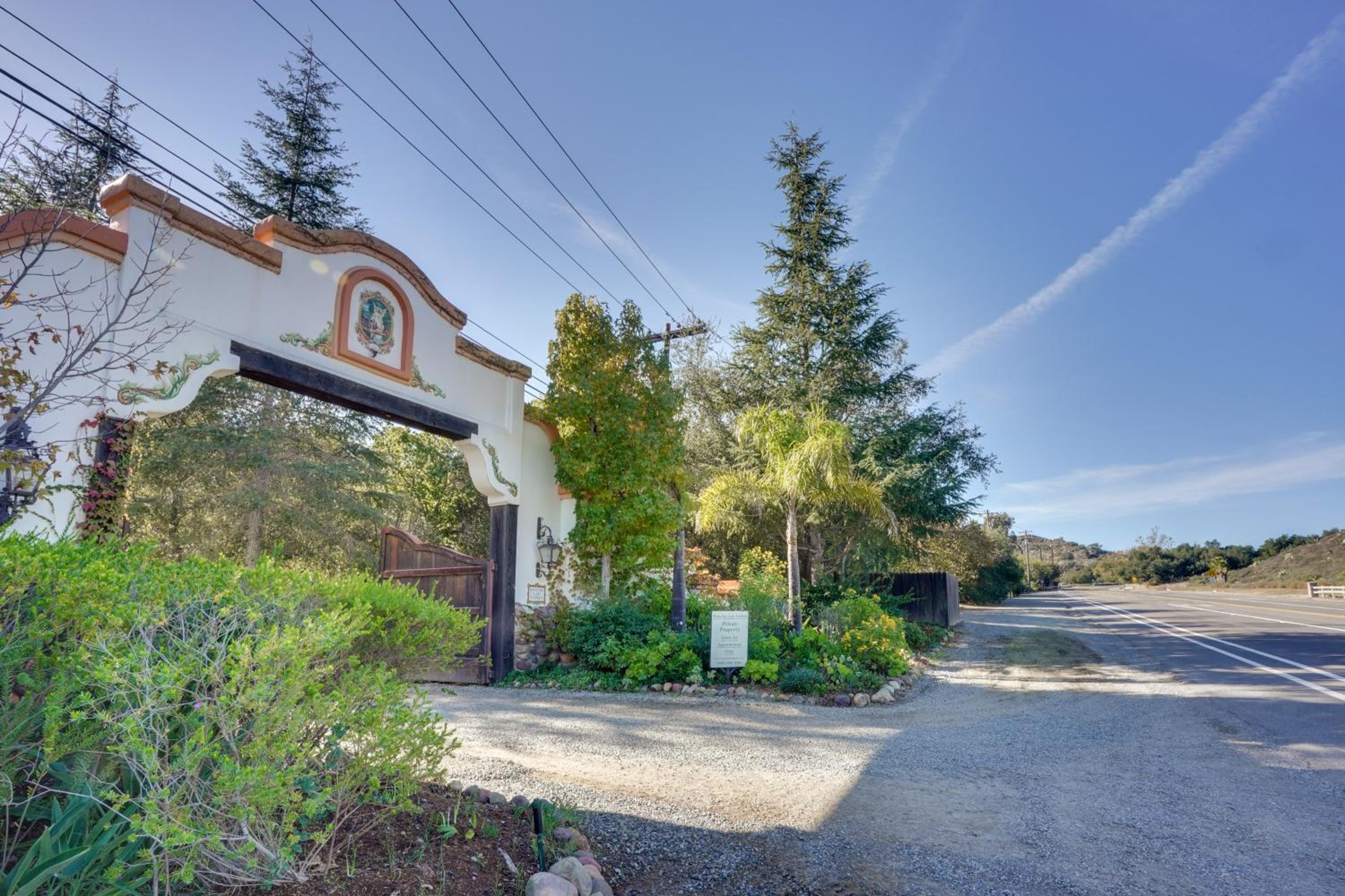 Romantic Retreat at Rancho Las Lomas Pet Friendly
