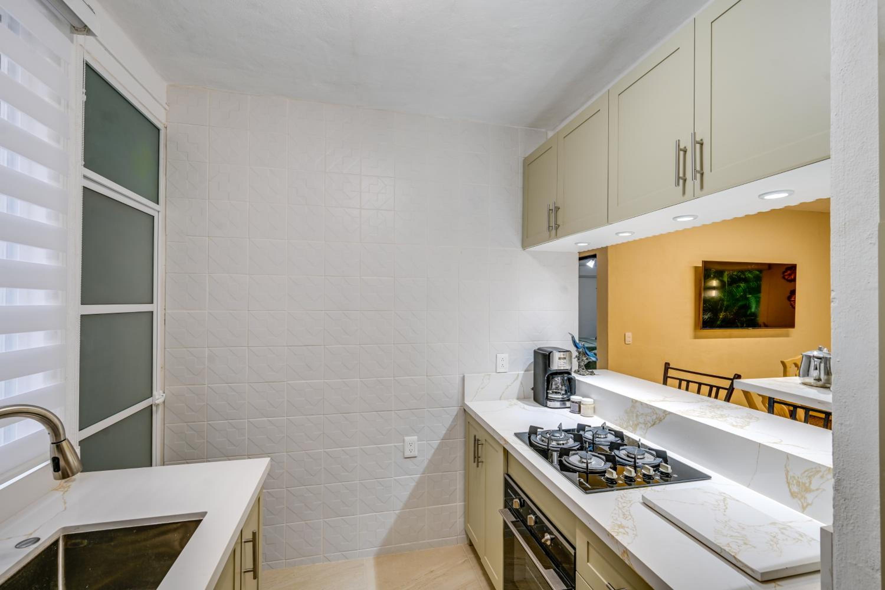 1 Block to Playa Los Tules, Pool Access! Lush Unit