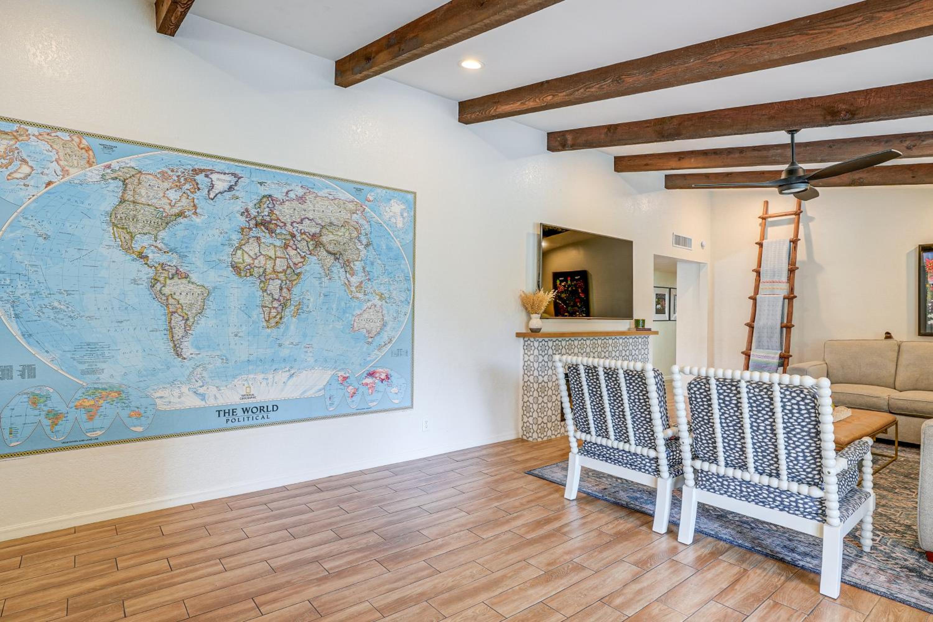 Luxurious Outdoor Oasis! Spacious Mesa Retreat