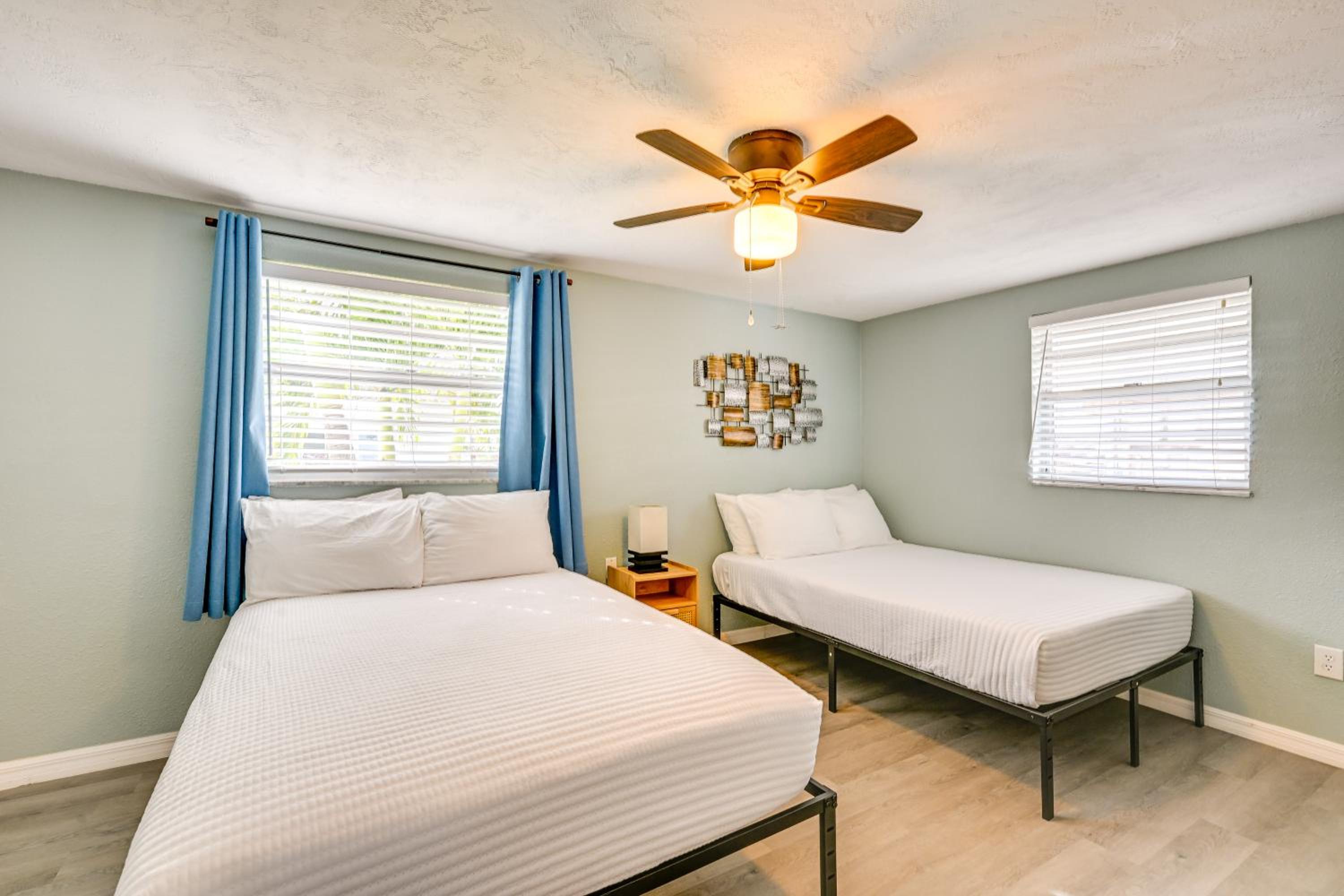 4 Mi to Beach! Waterfront New Port Richey Retreat