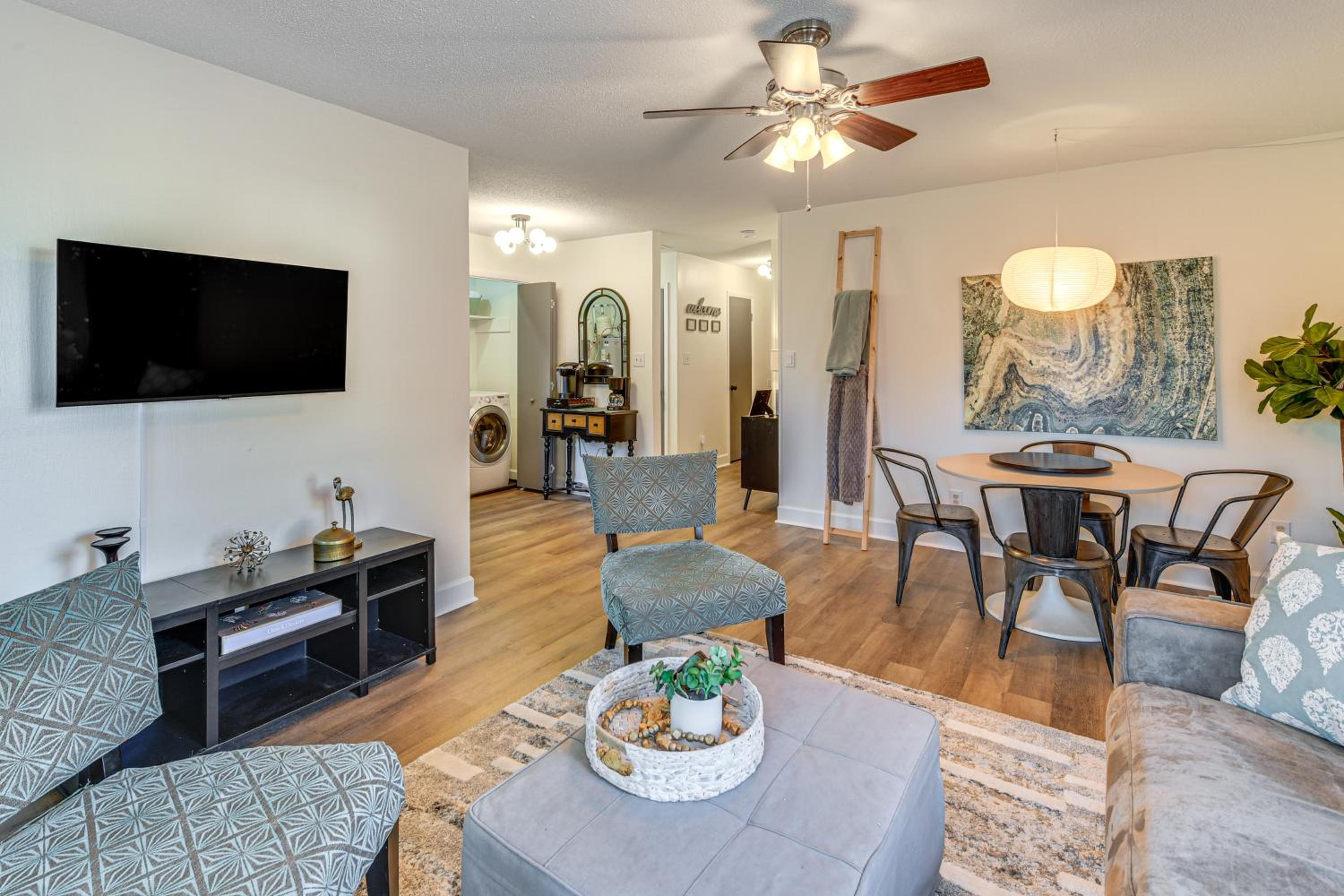 Quiet and Modern Family Home in Spring Lake