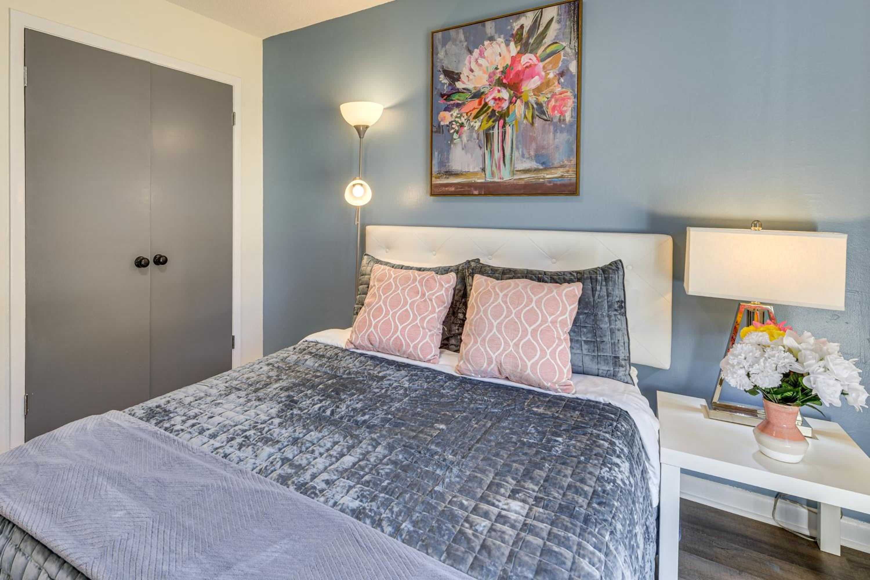 Quiet and Modern Family Home in Spring Lake