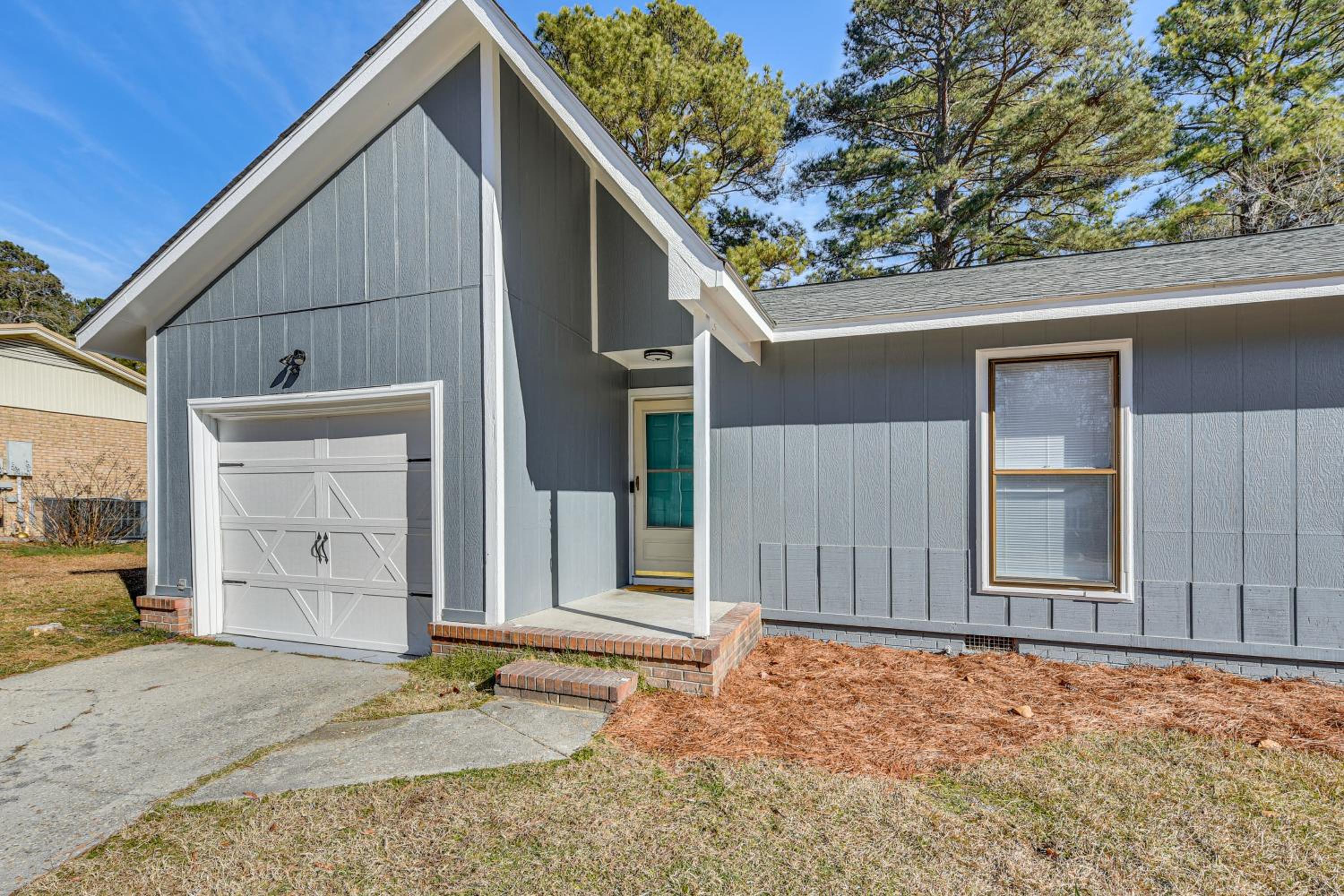 Quiet and Modern Family Home in Spring Lake