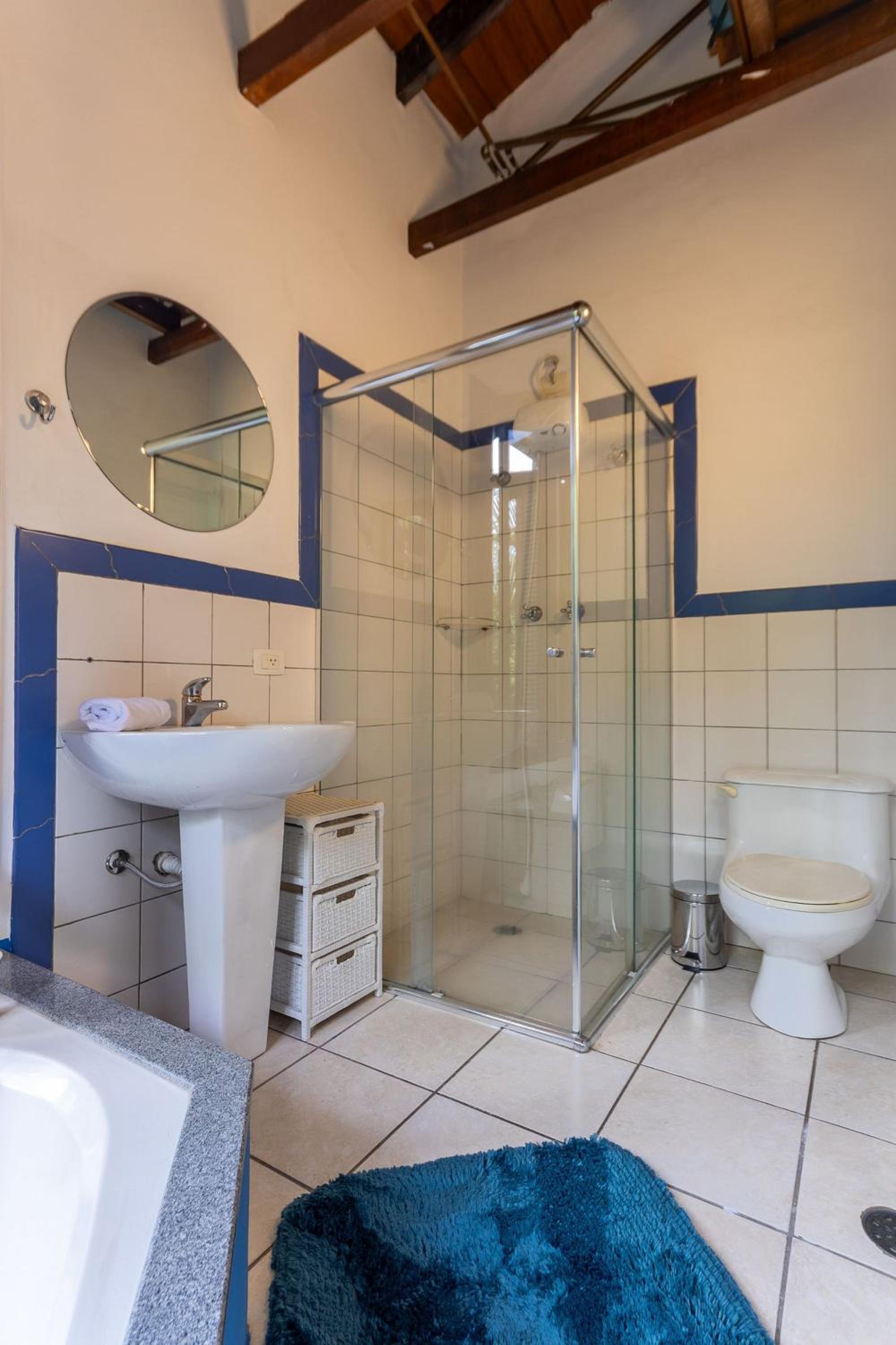 Casa espaçosa com piscina ampla e churrasqueira perto de São Paulo
