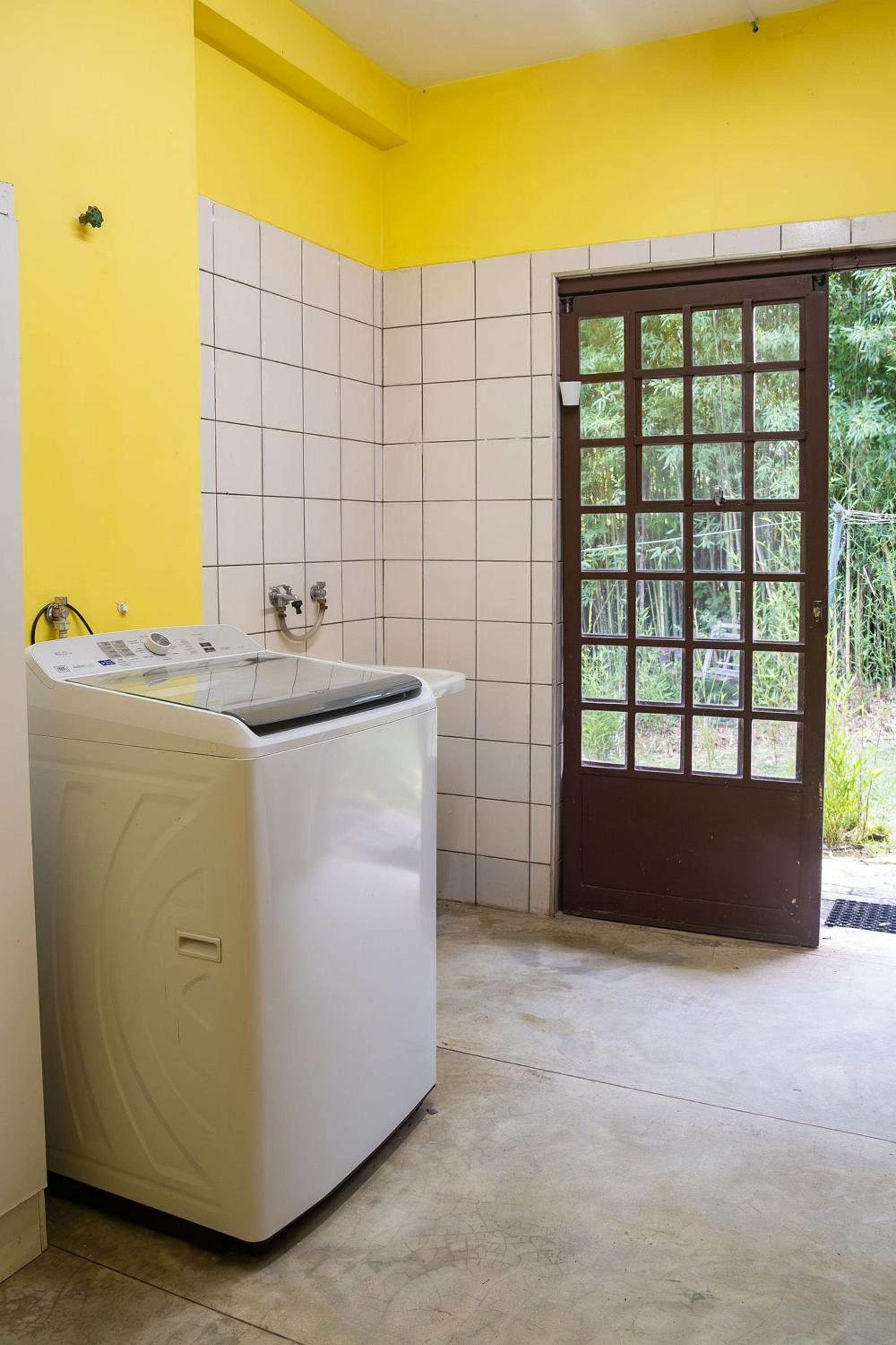 Casa espaçosa com piscina ampla e churrasqueira perto de São Paulo