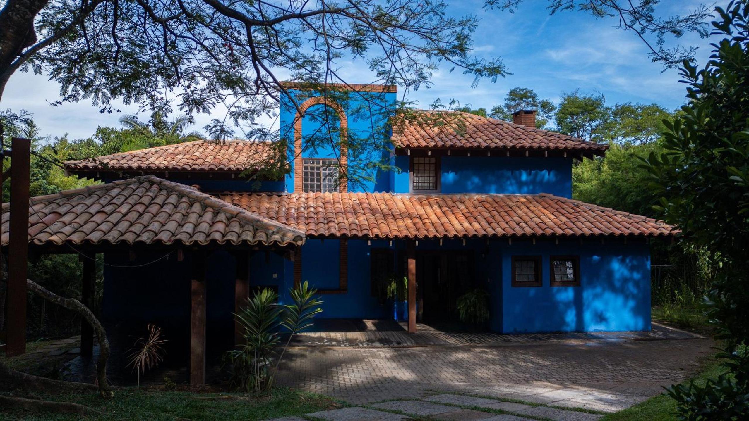 Casa espaçosa com piscina ampla e churrasqueira perto de São Paulo