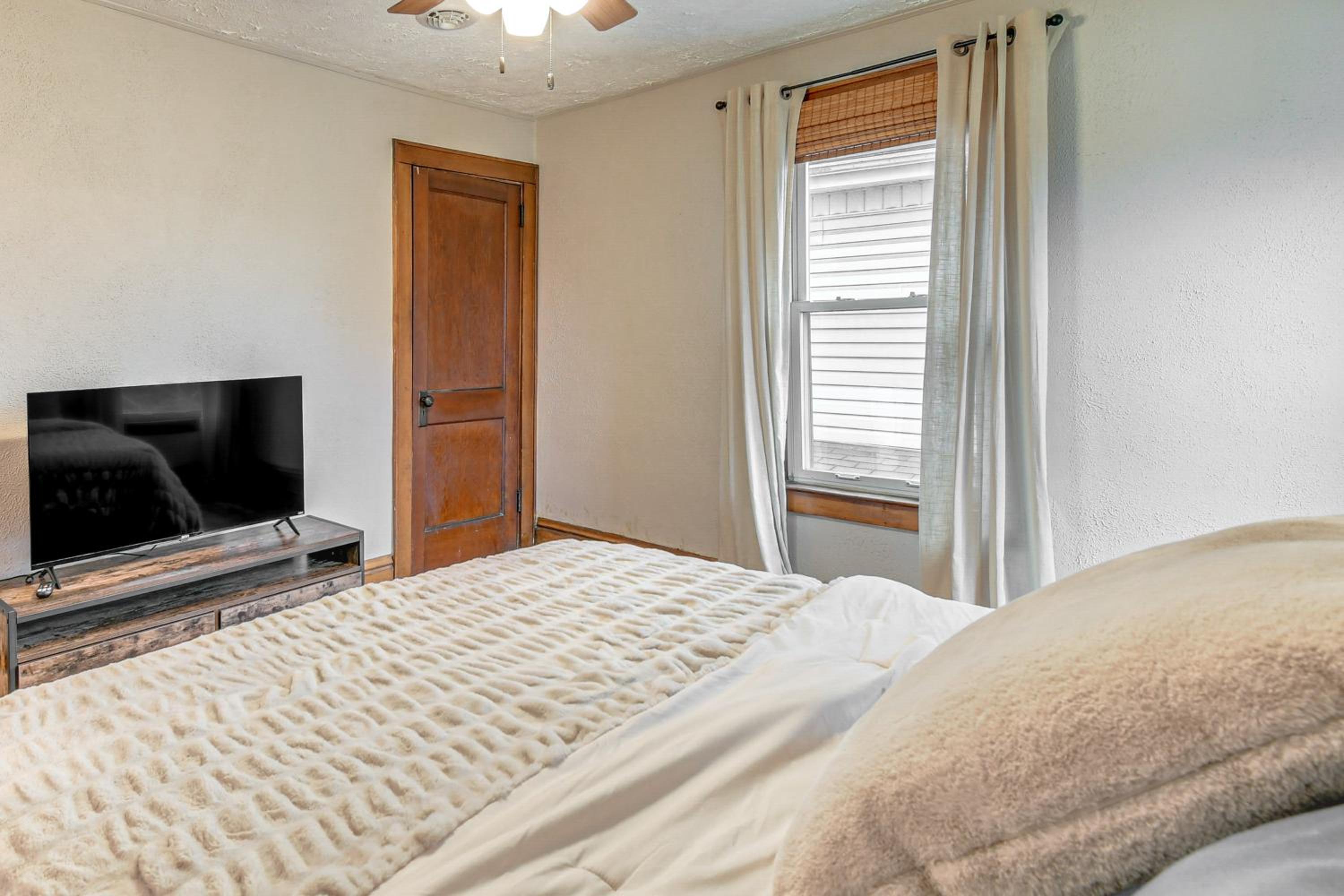 Walk to Marshall University Home with Private Yard!