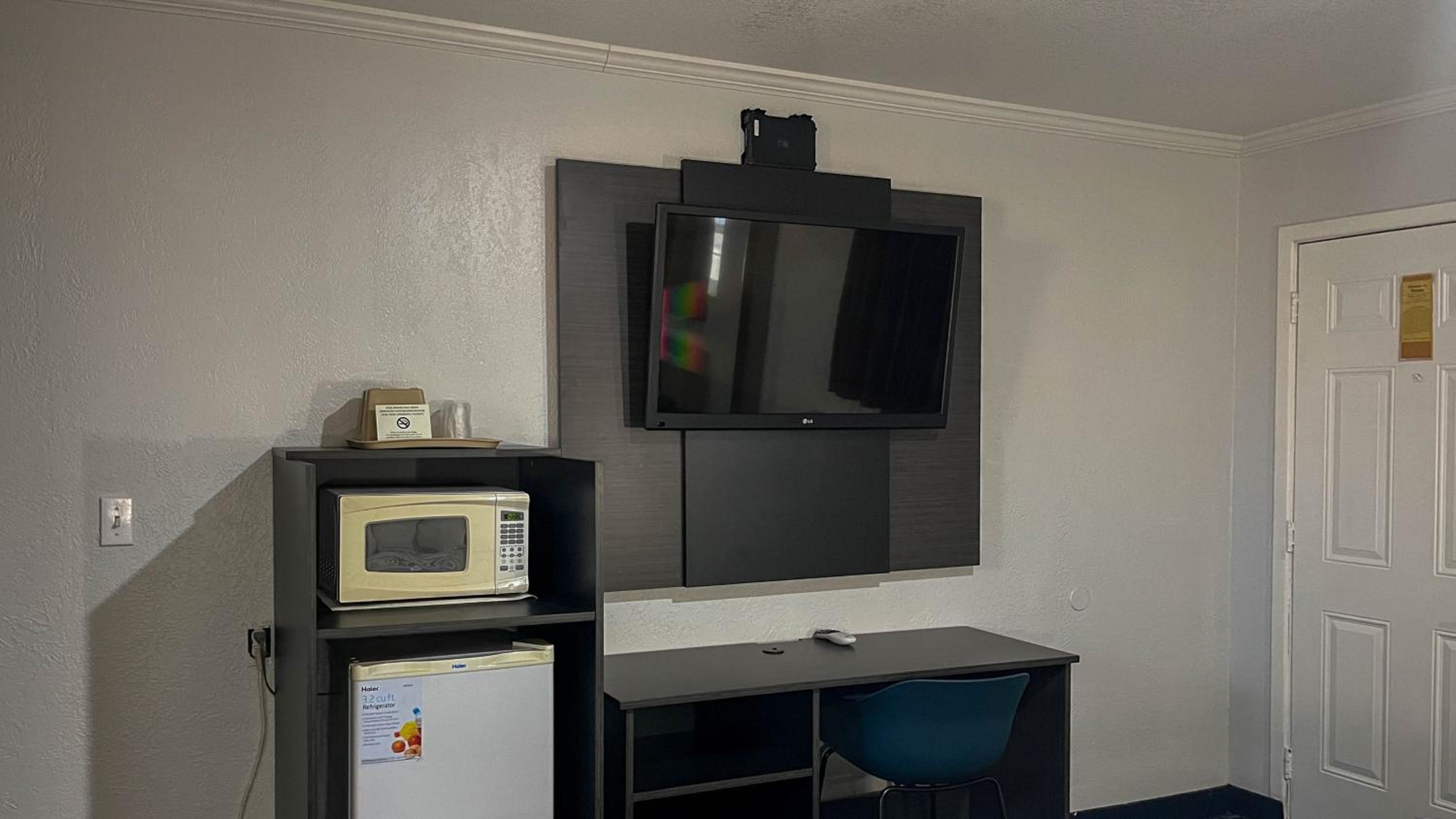 Motel 6 - Lamesa, TX