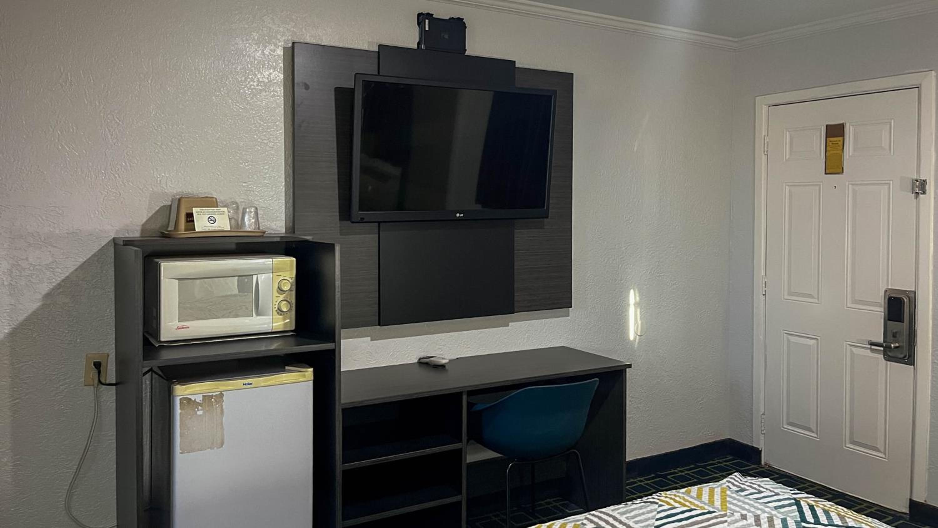 Motel 6 - Lamesa, TX