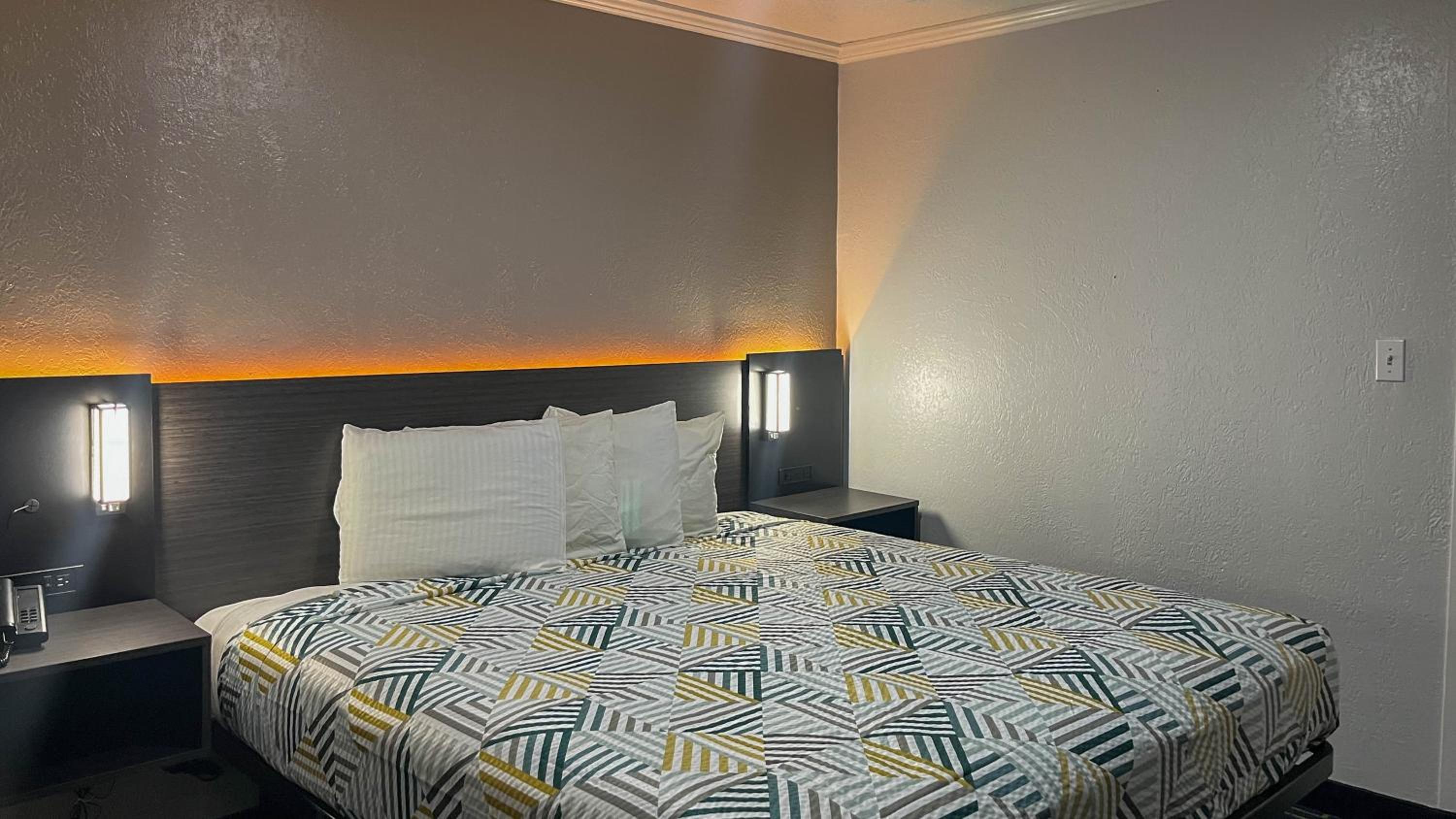 Motel 6 - Lamesa, TX