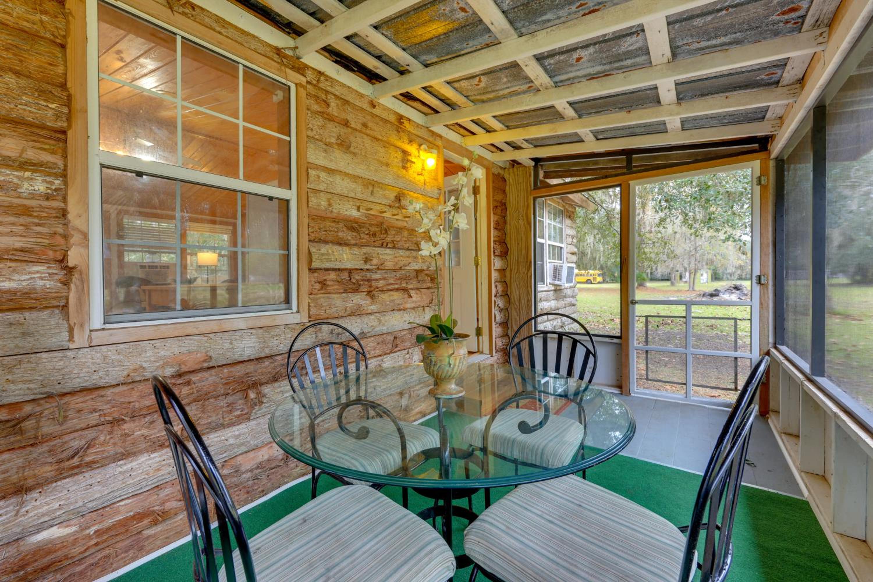 Fish, Boat and Explore Cross Creek Cabin with Dock!