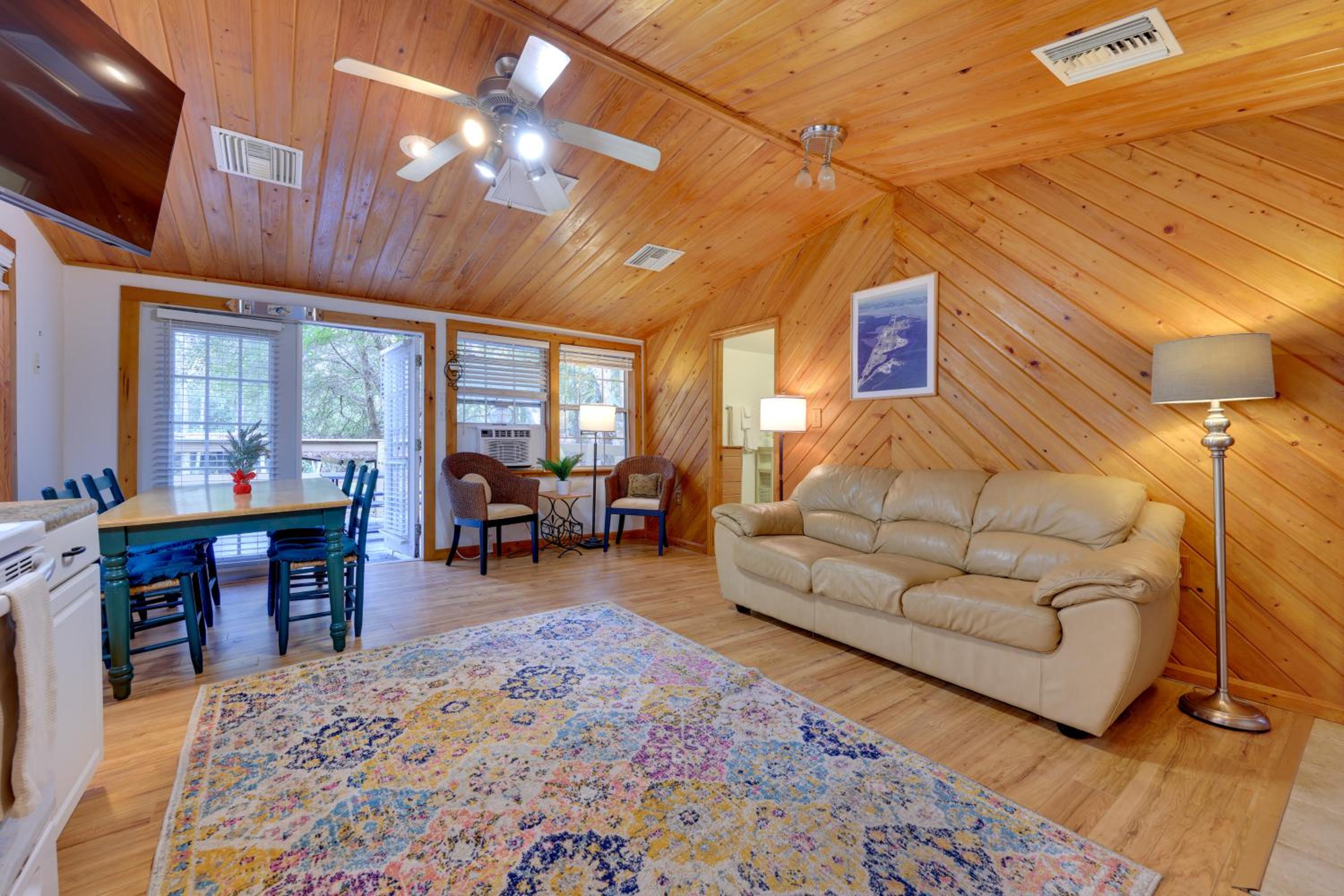 Fish, Boat and Explore Cross Creek Cabin with Dock!