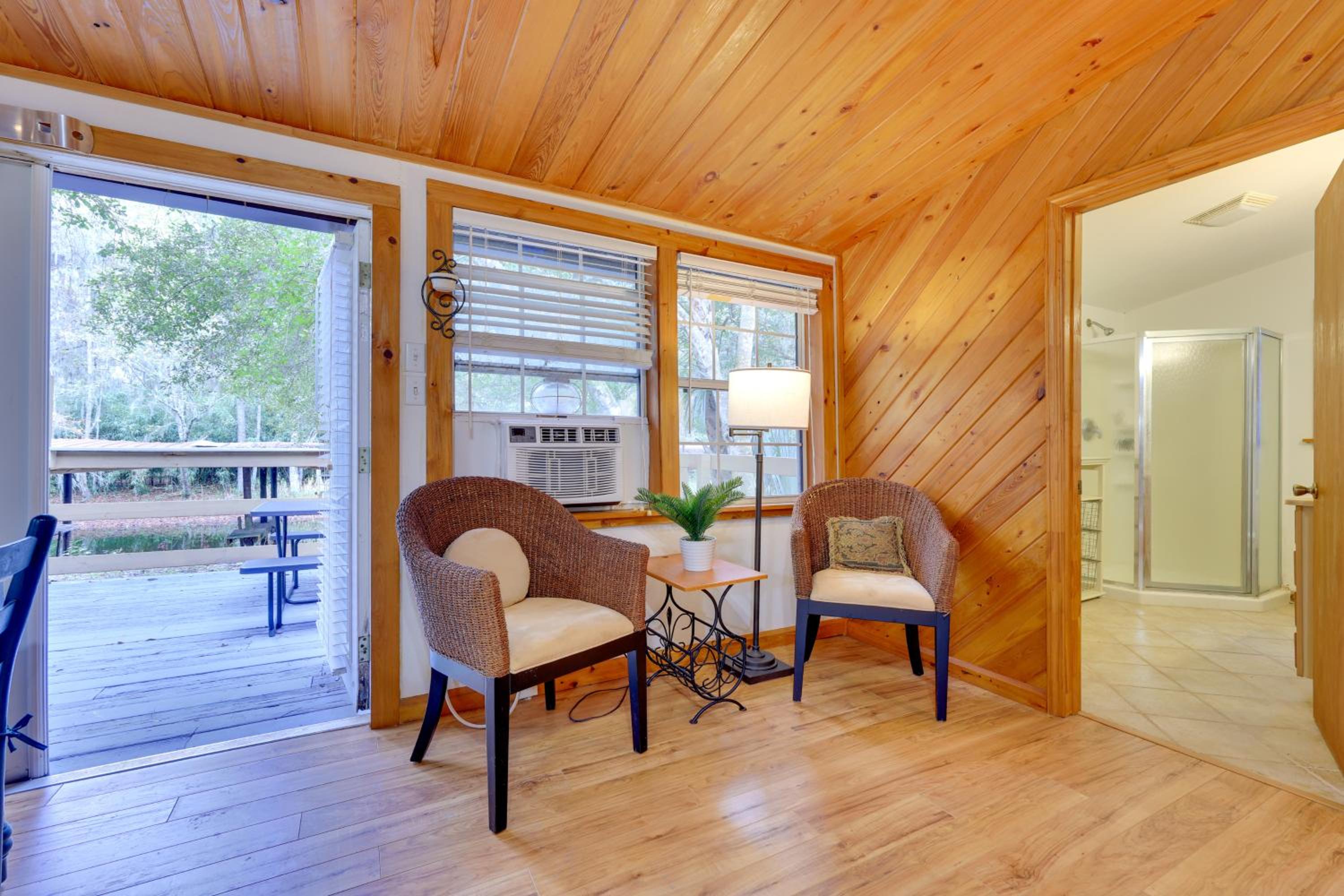 Fish, Boat and Explore Cross Creek Cabin with Dock!
