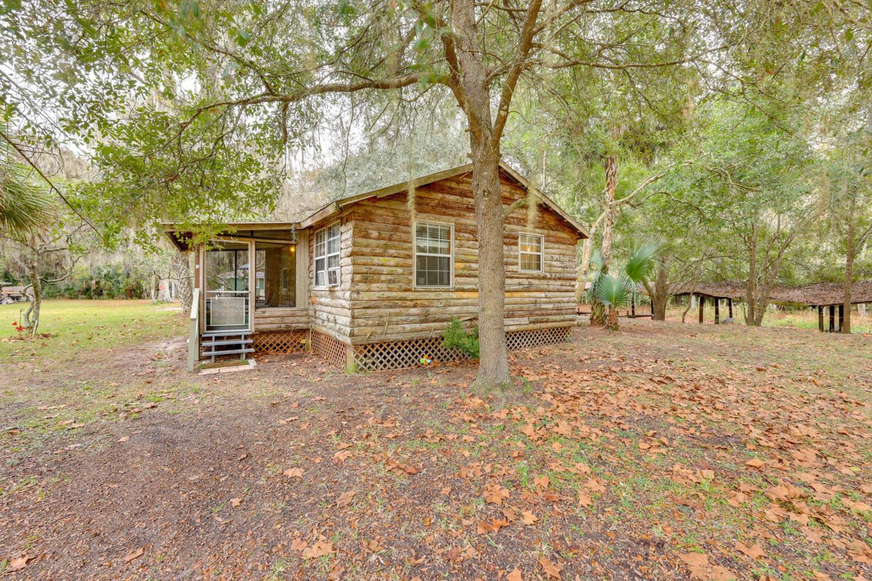 Fish, Boat and Explore Cross Creek Cabin with Dock!