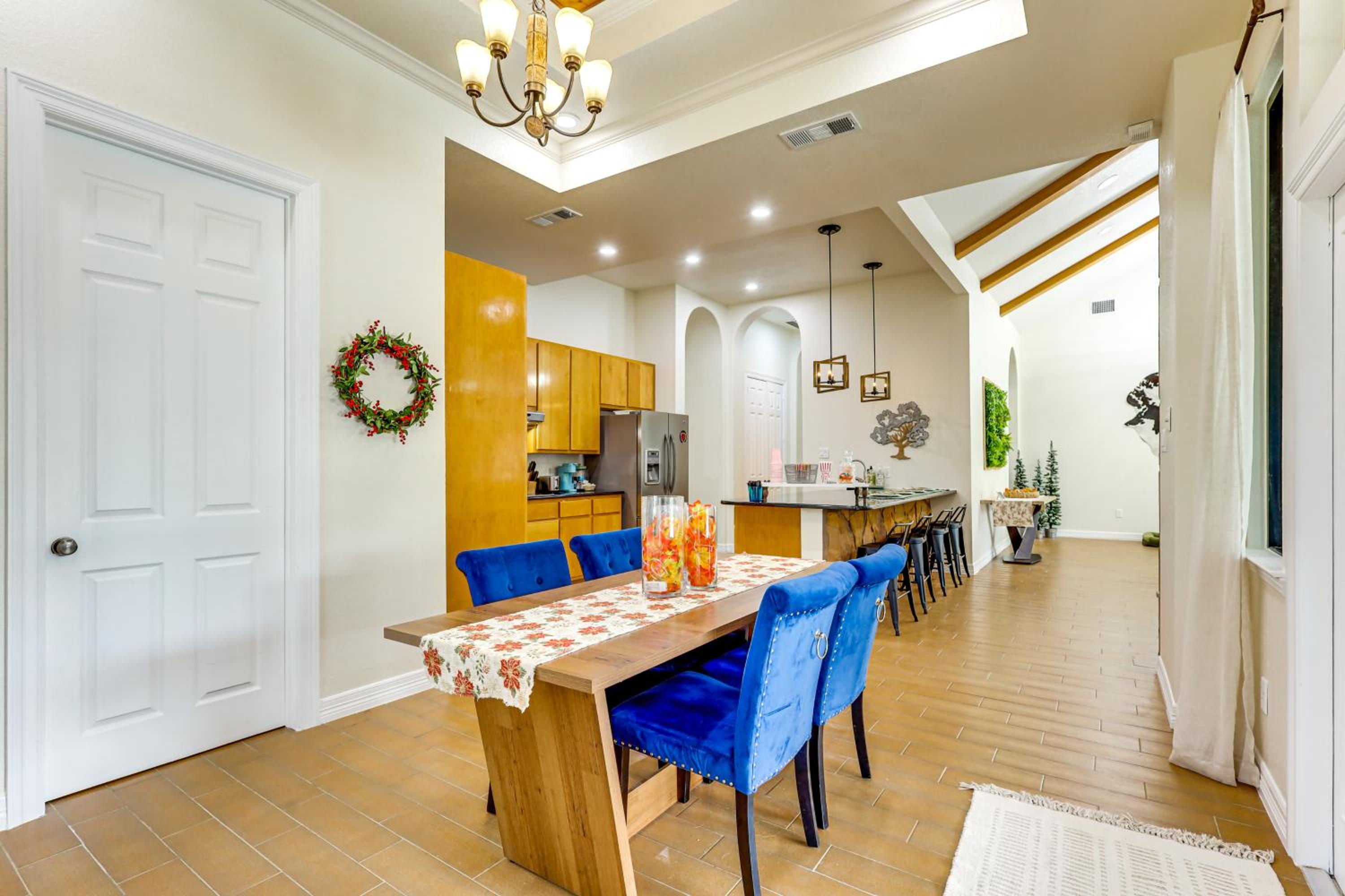 3 Mi to Lake! Belton Getaway with Outdoor Kitchen