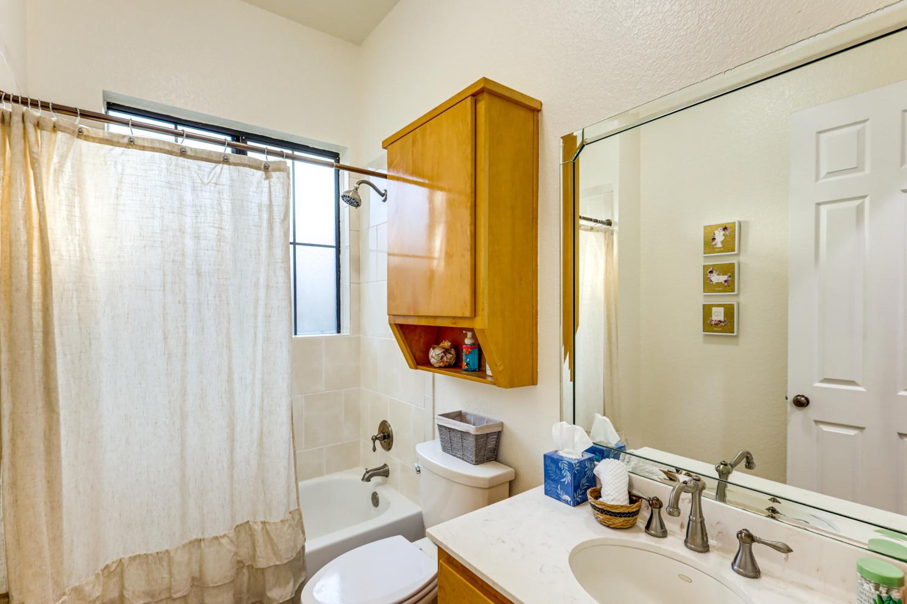 3 Mi to Lake! Belton Getaway with Outdoor Kitchen