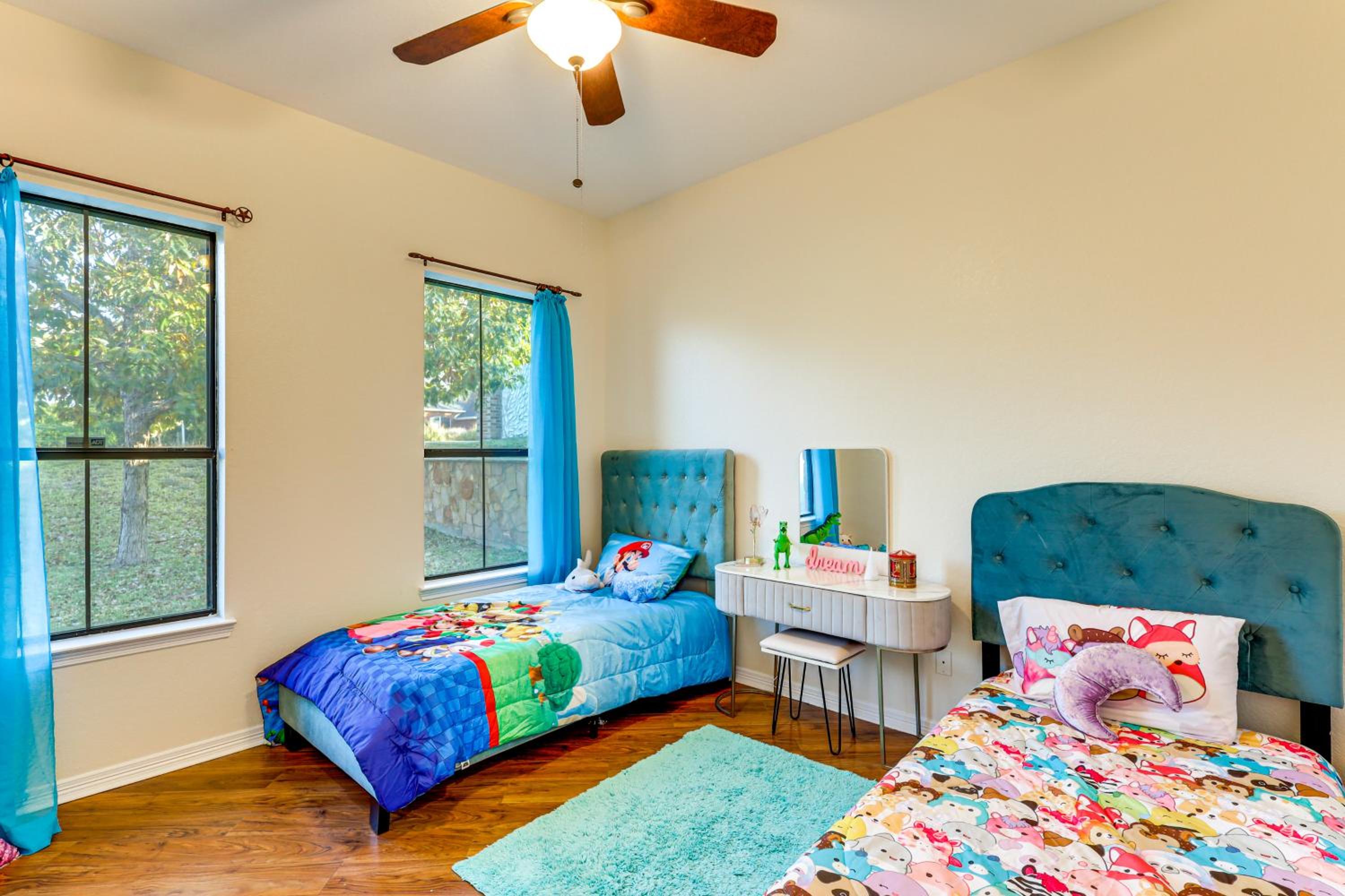 3 Mi to Lake! Belton Getaway with Outdoor Kitchen