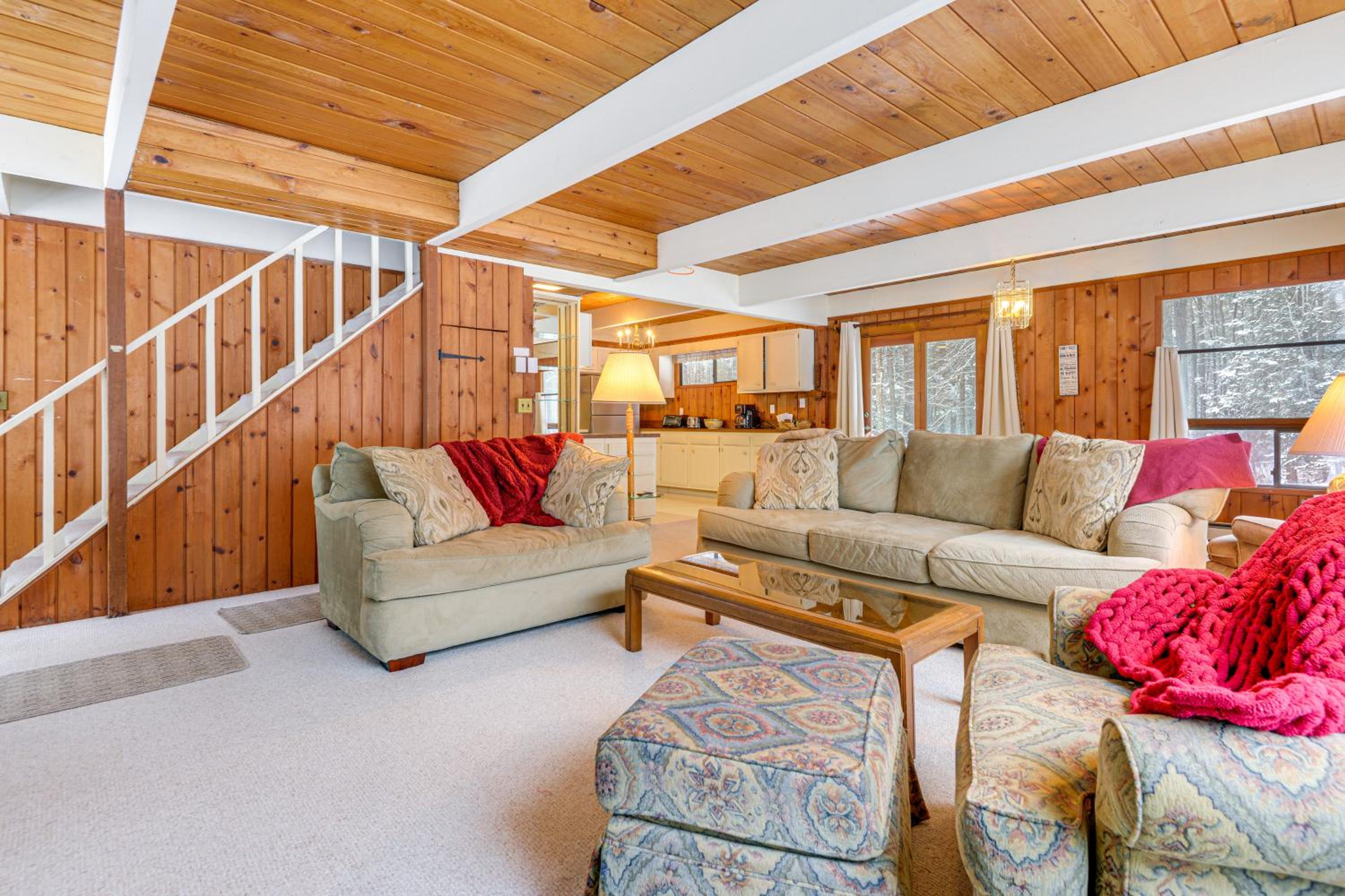 Ski, Hike and More! Year-Round Retreat in West Dover