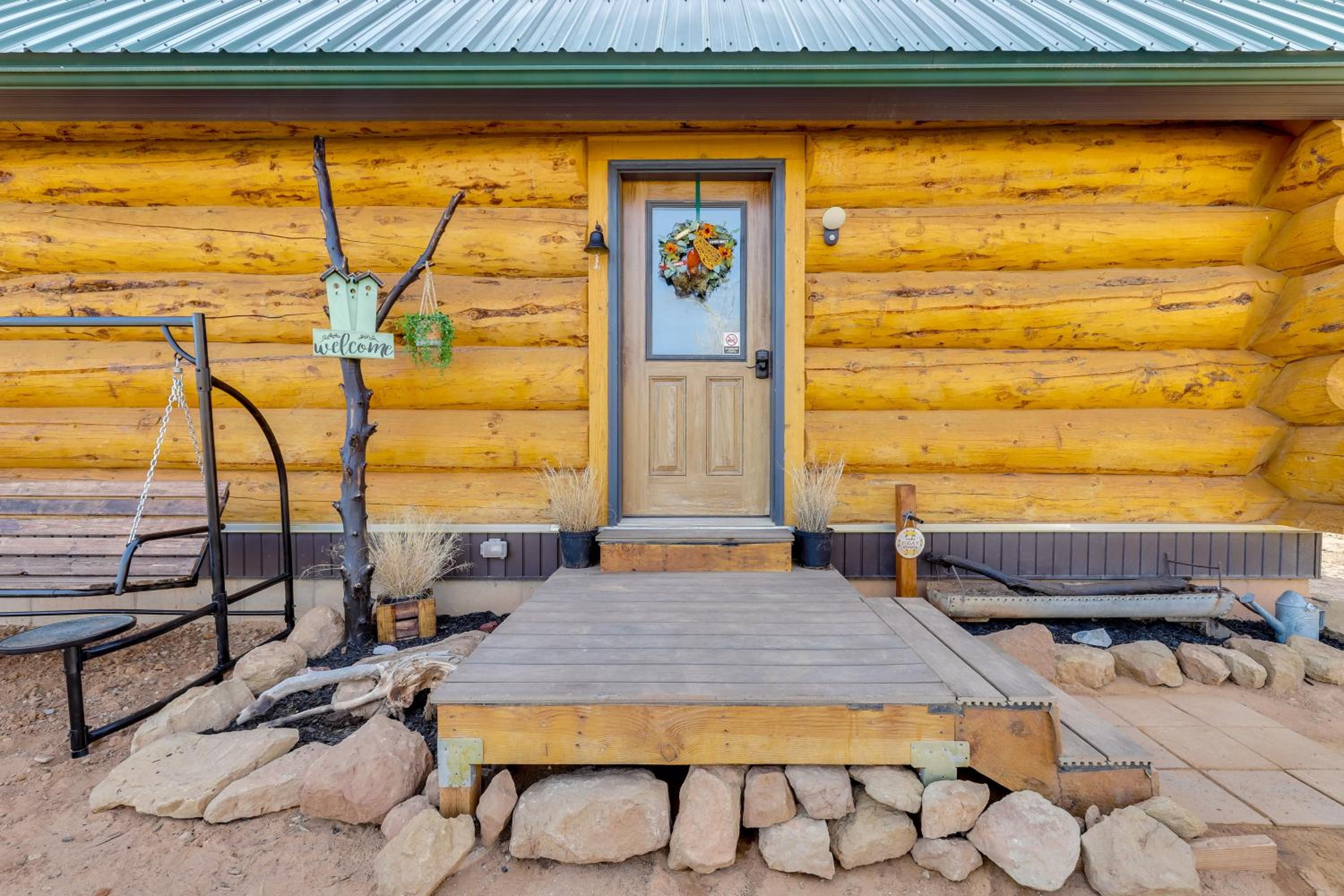 Rustic Cliff Ranch B - Uintah Basin Retreat!