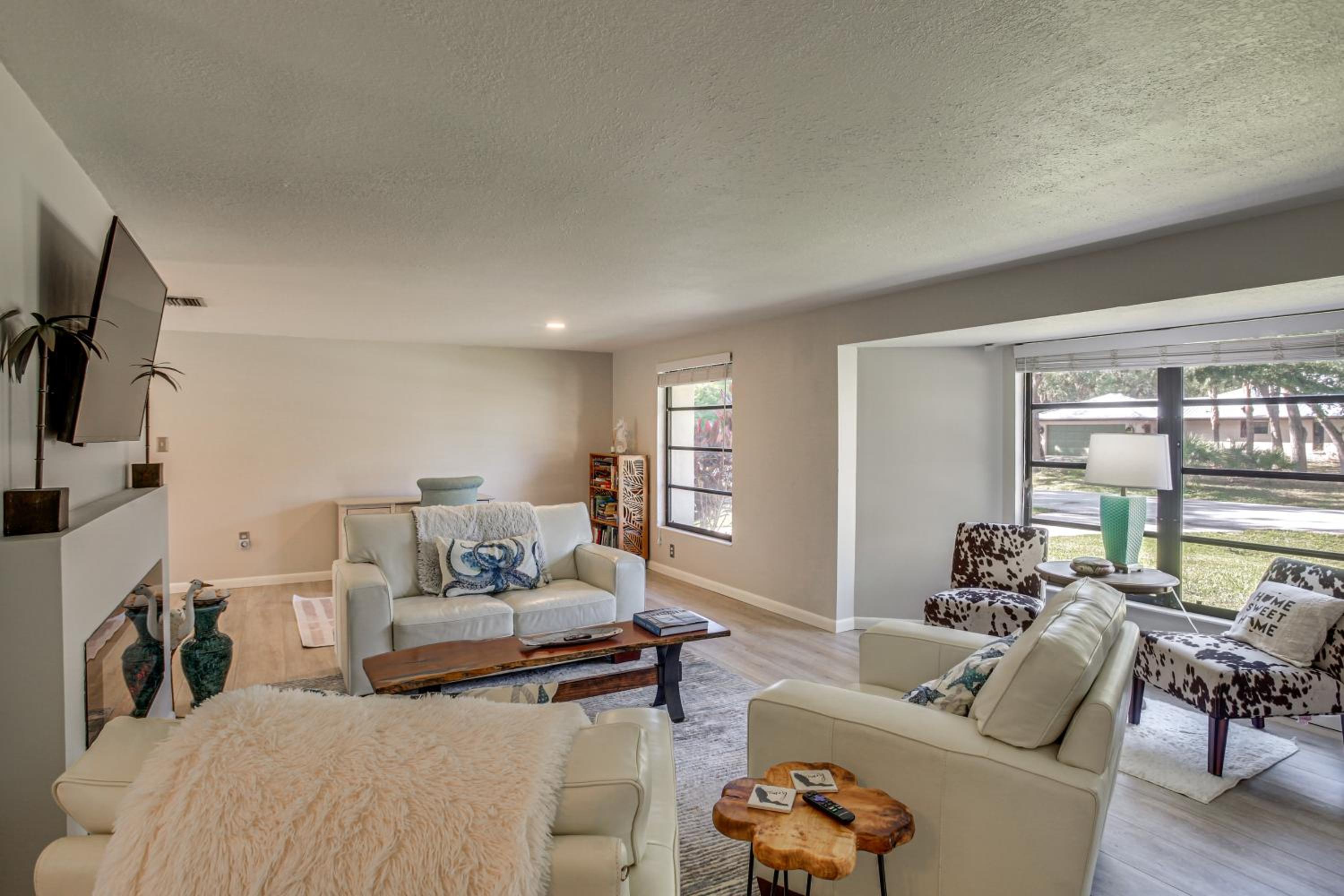 Port Charlotte Home with Heated Pool and Yard!