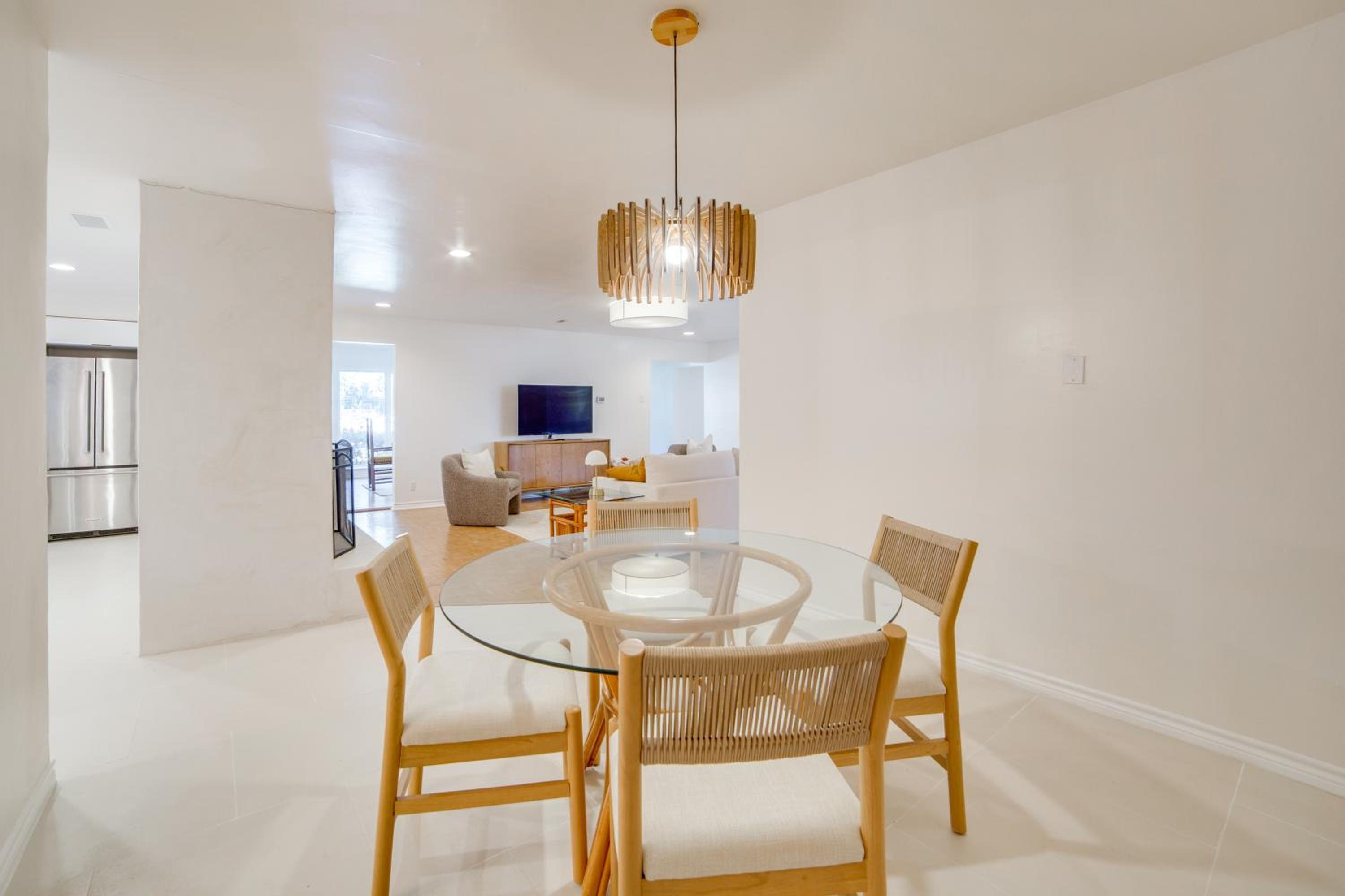 6 Mi to NorthPark Center Quiet Dallas Getaway!