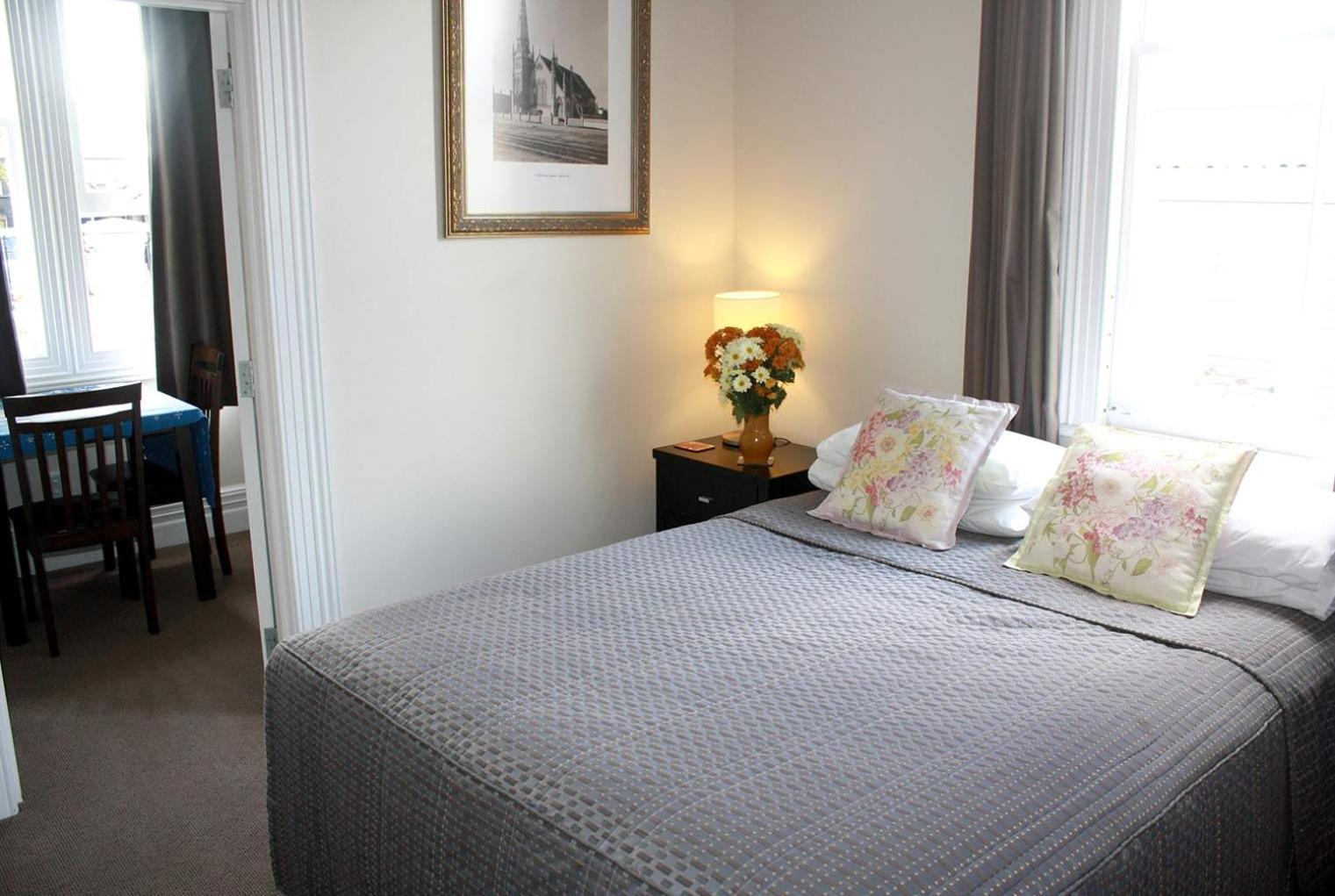 Ponsonby Manor