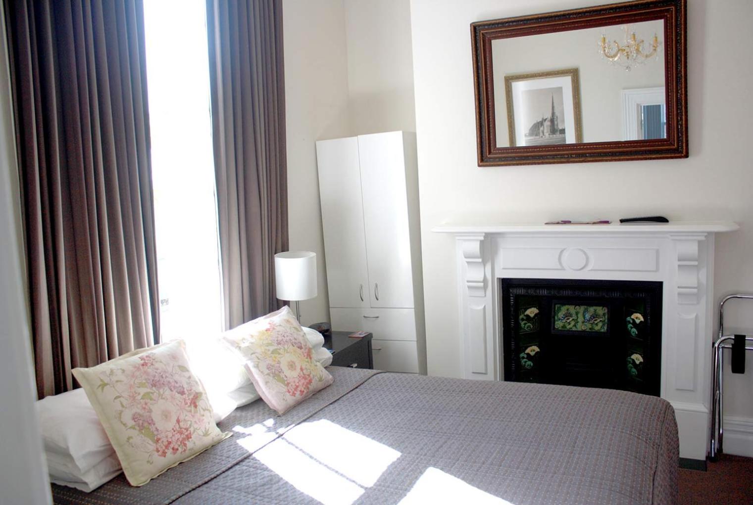 Ponsonby Manor