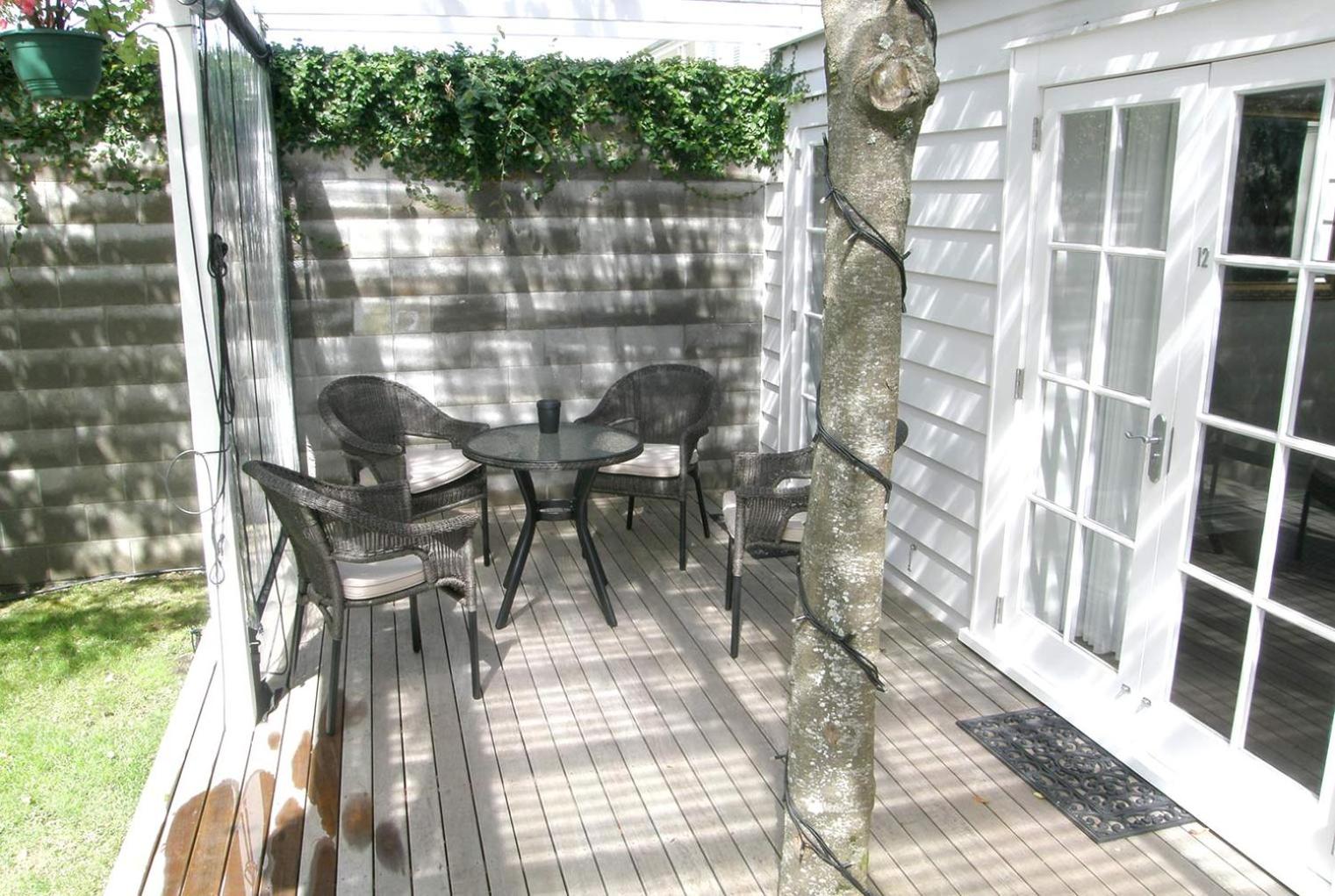 Ponsonby Manor