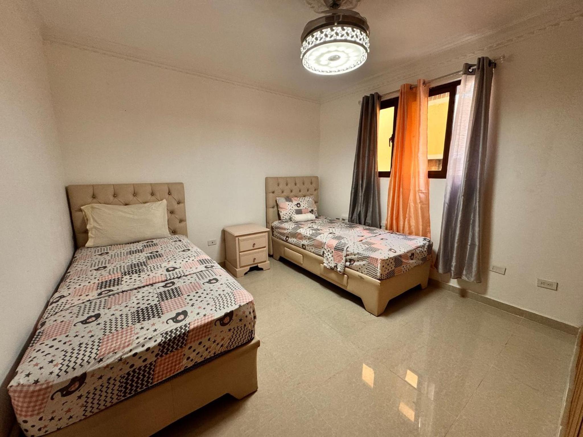 Santiago Amazing 4bedrooms Apt for group, spectacular WIFI, close to all fun