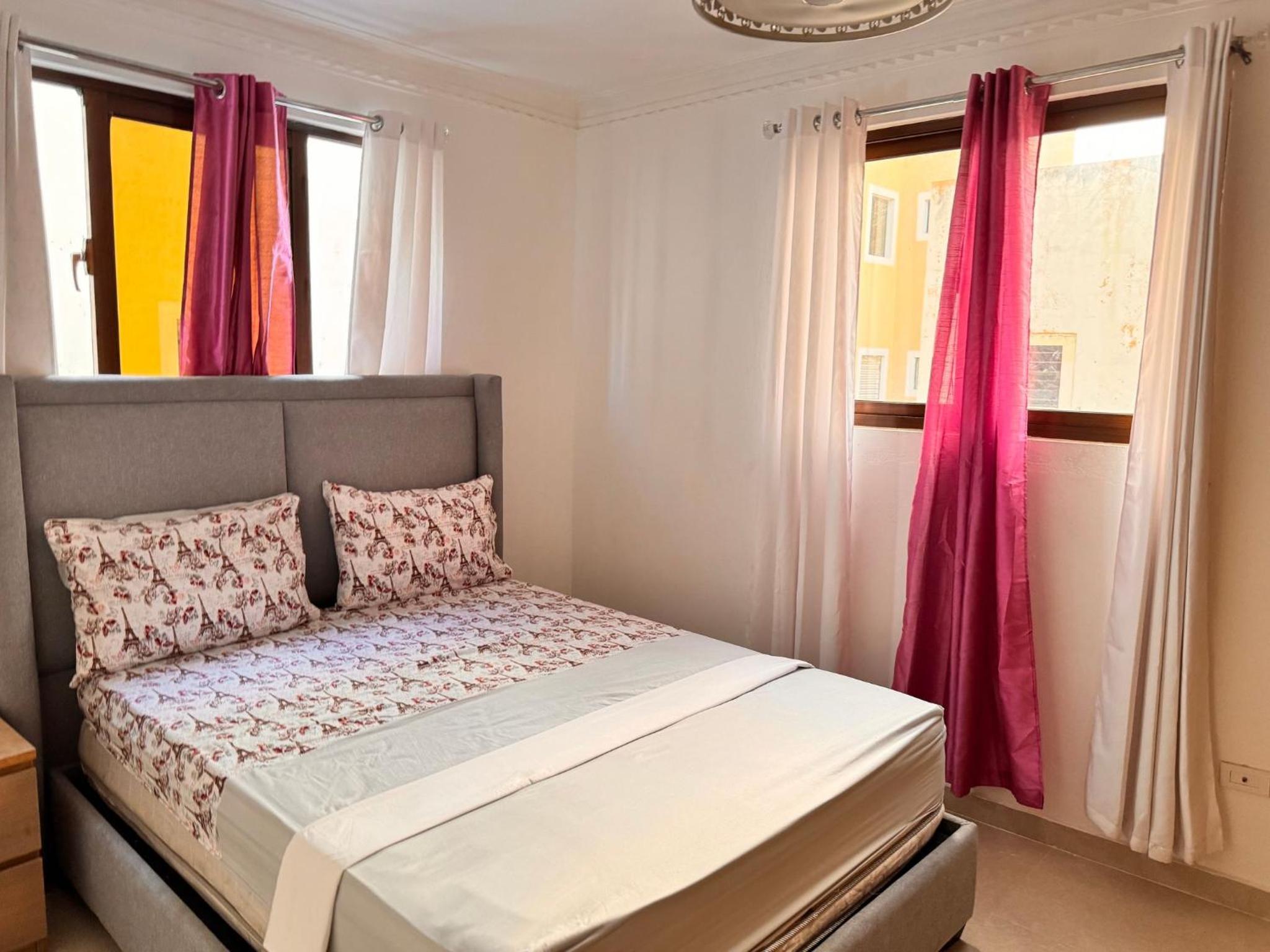 Santiago Amazing 4bedrooms Apt for group, spectacular WIFI, close to all fun