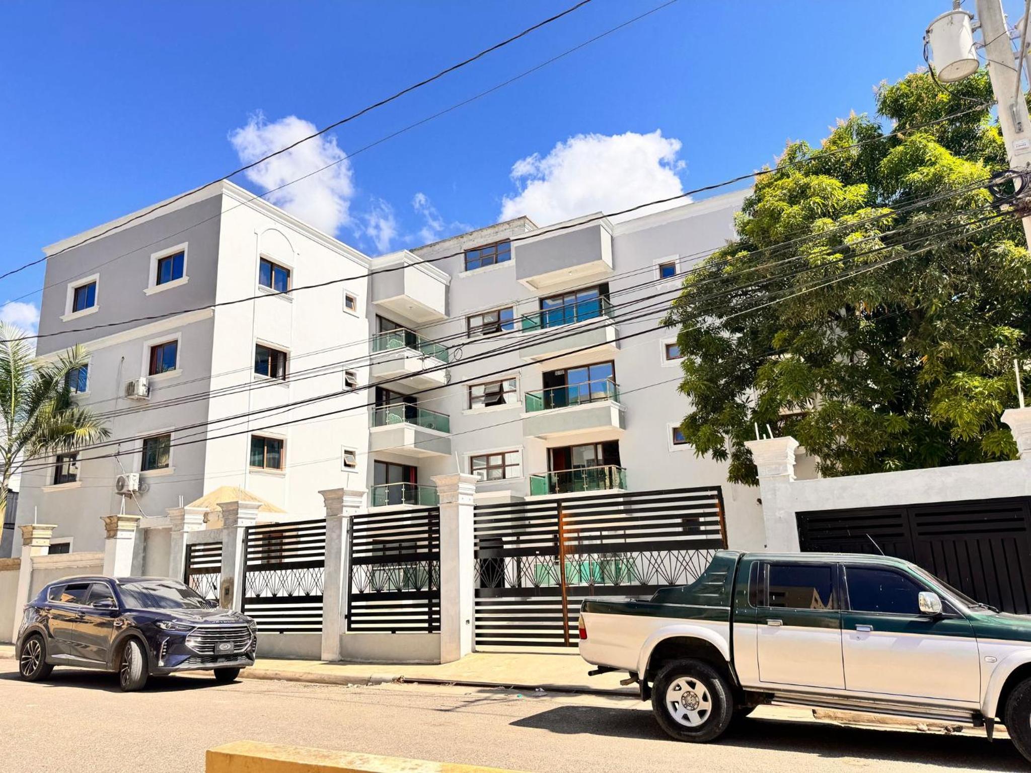 Santiago Amazing 4bedrooms Apt for group, spectacular WIFI, close to all fun