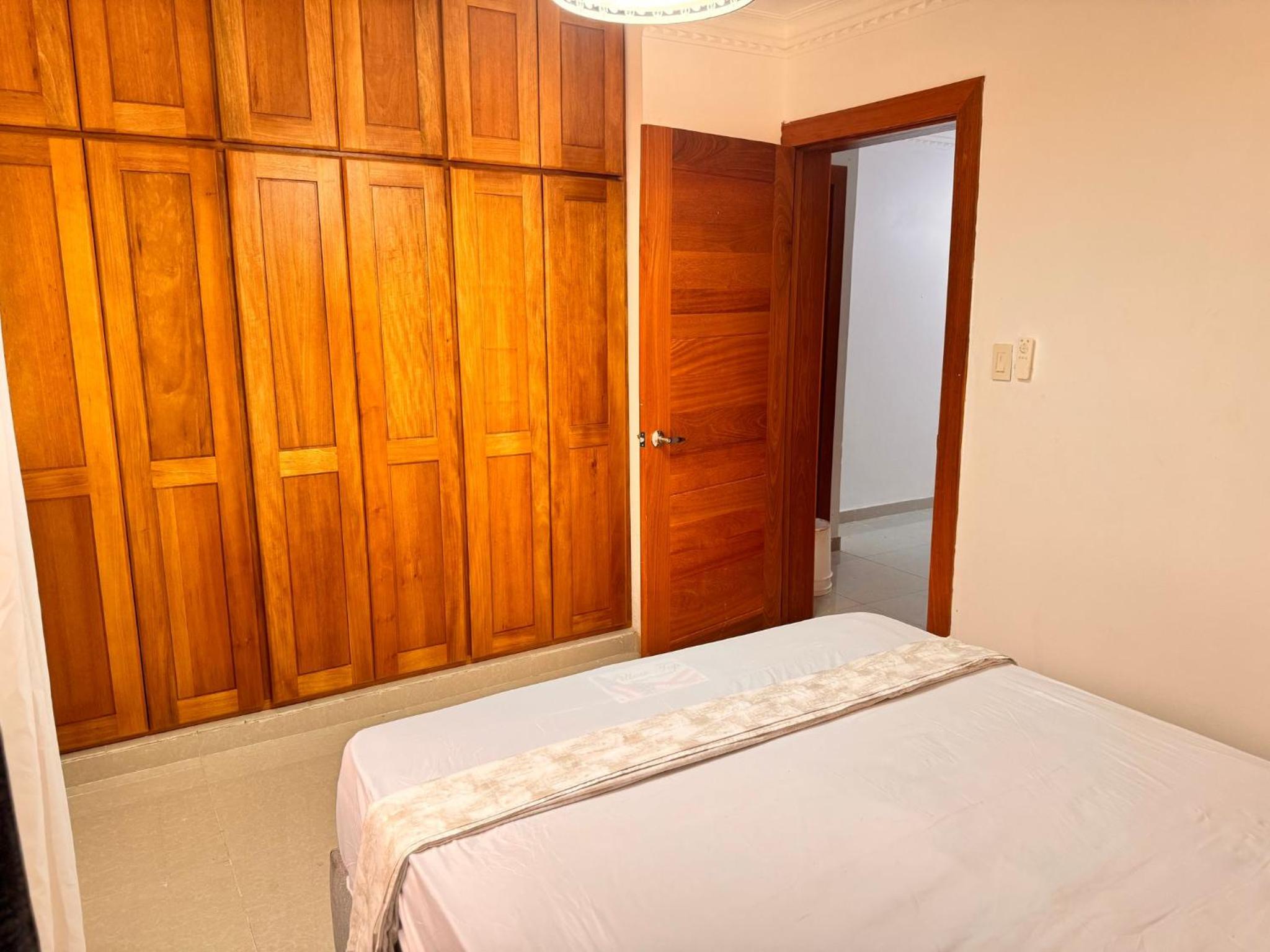 Santiago Amazing 4bedrooms Apt for group, spectacular WIFI, close to all fun