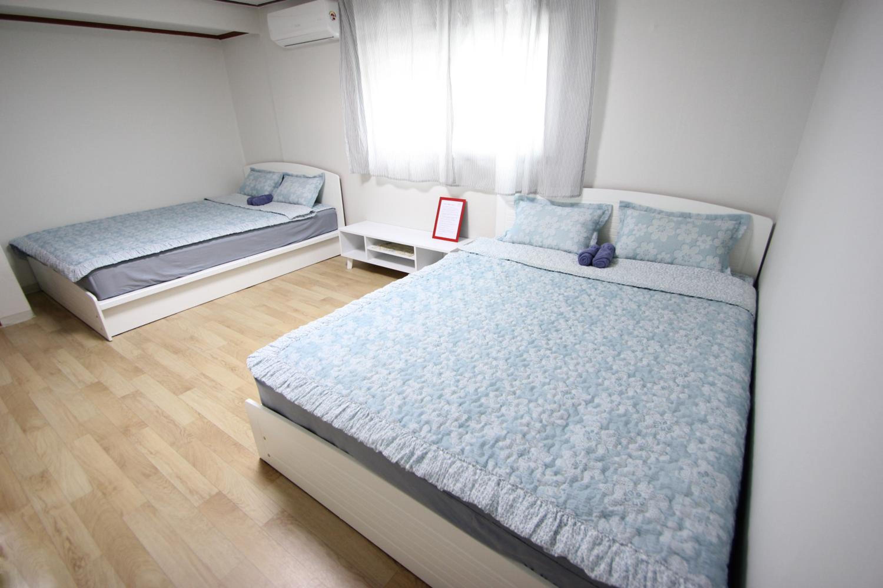 Jeong House
