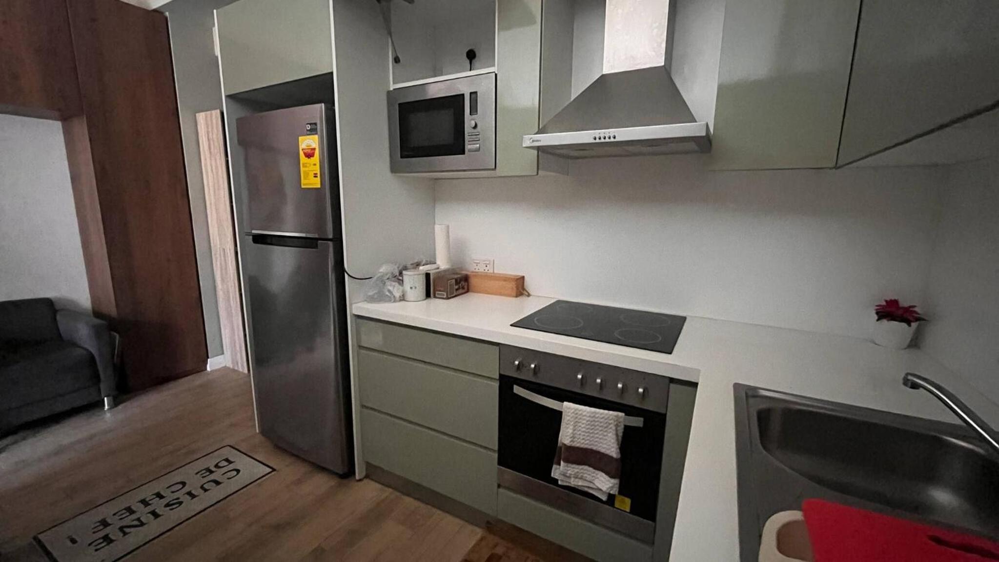 Charming 1-Bedroom Retreat in Heart of Accra