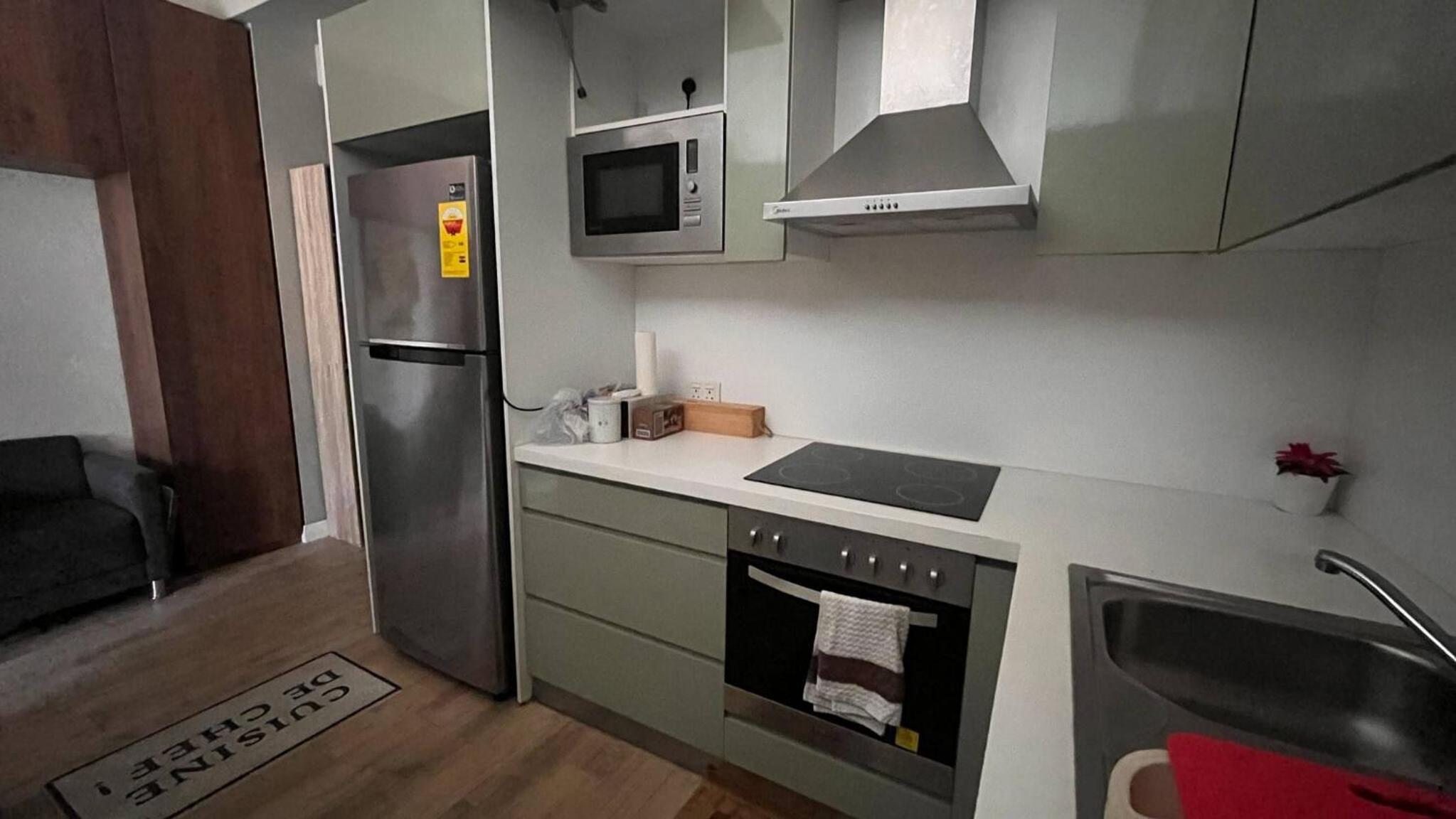 Charming 1-Bedroom Retreat in Heart of Accra