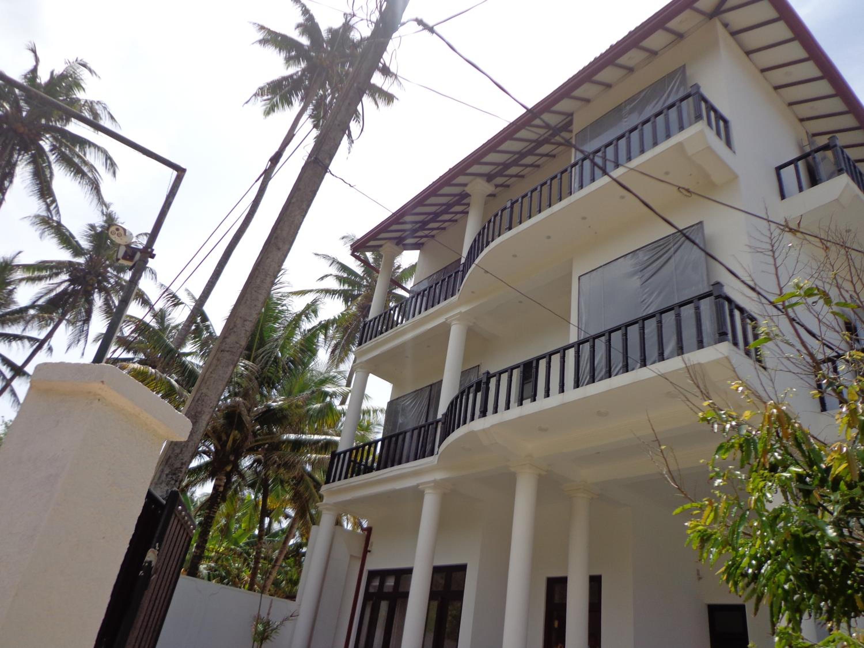 Villa Tissa Beach Resort