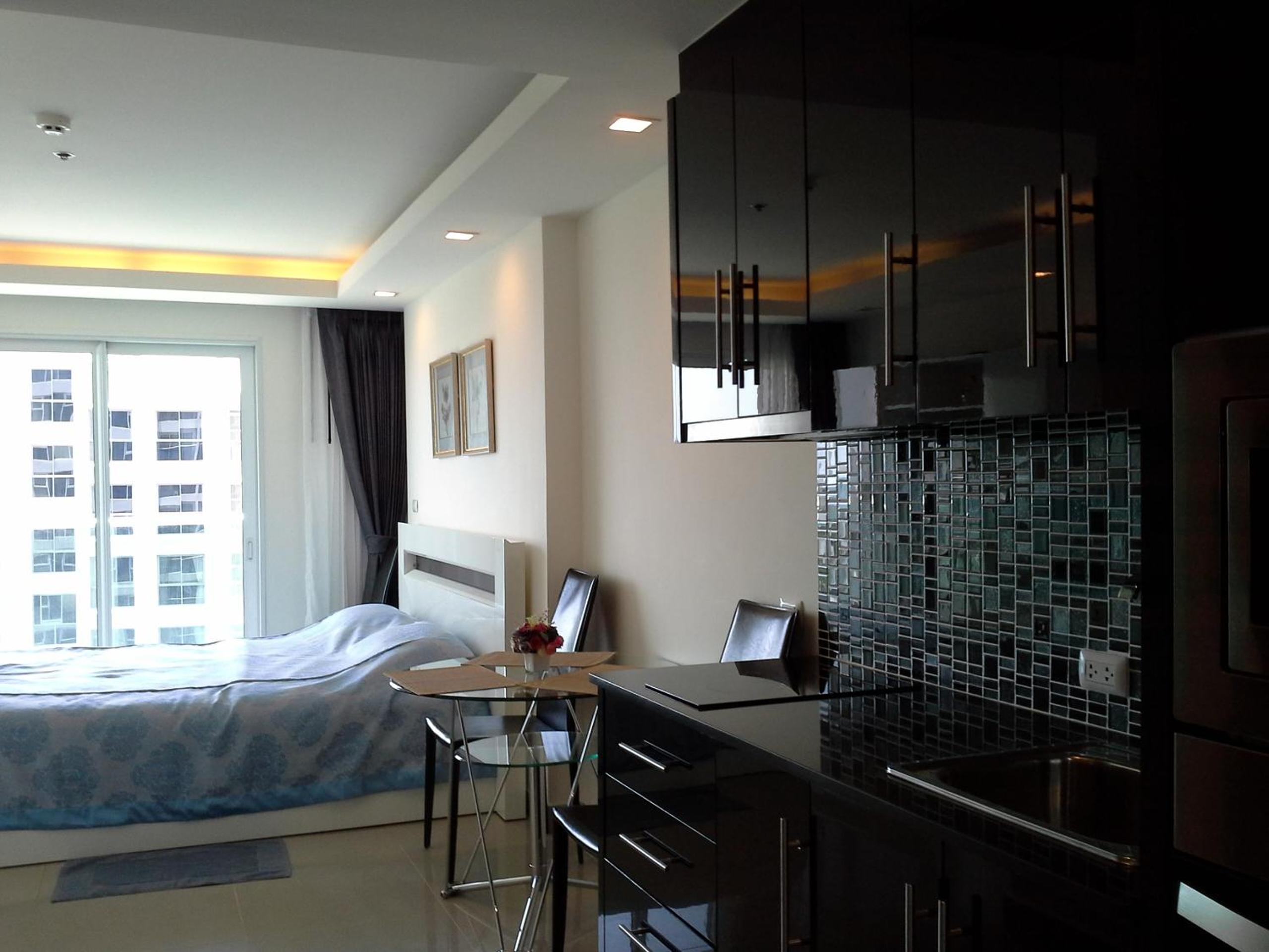 Cosy Beach View Apartments