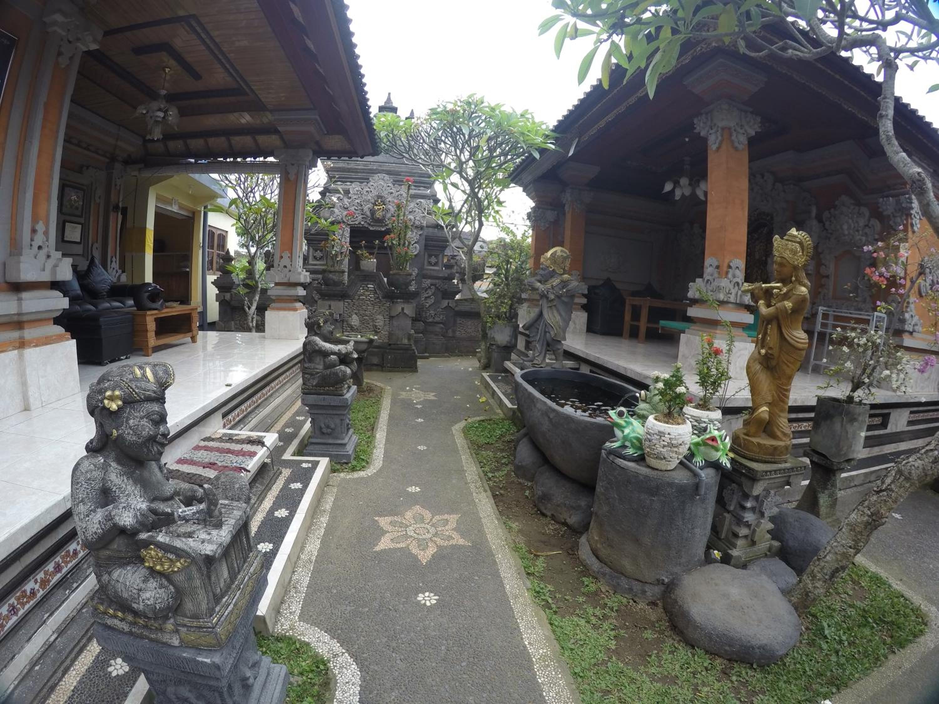 Eka's Homestay view 4