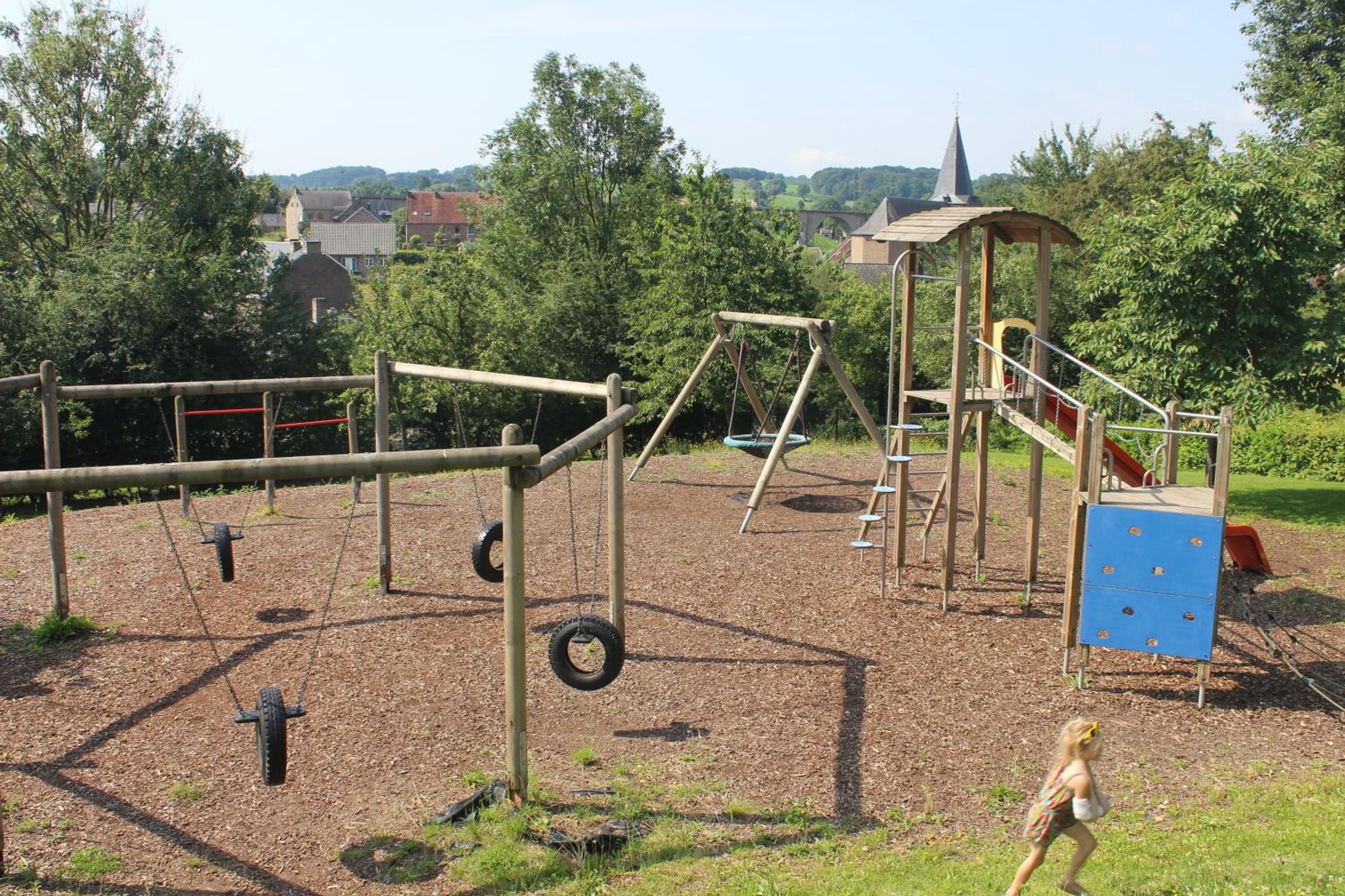 Photo 8