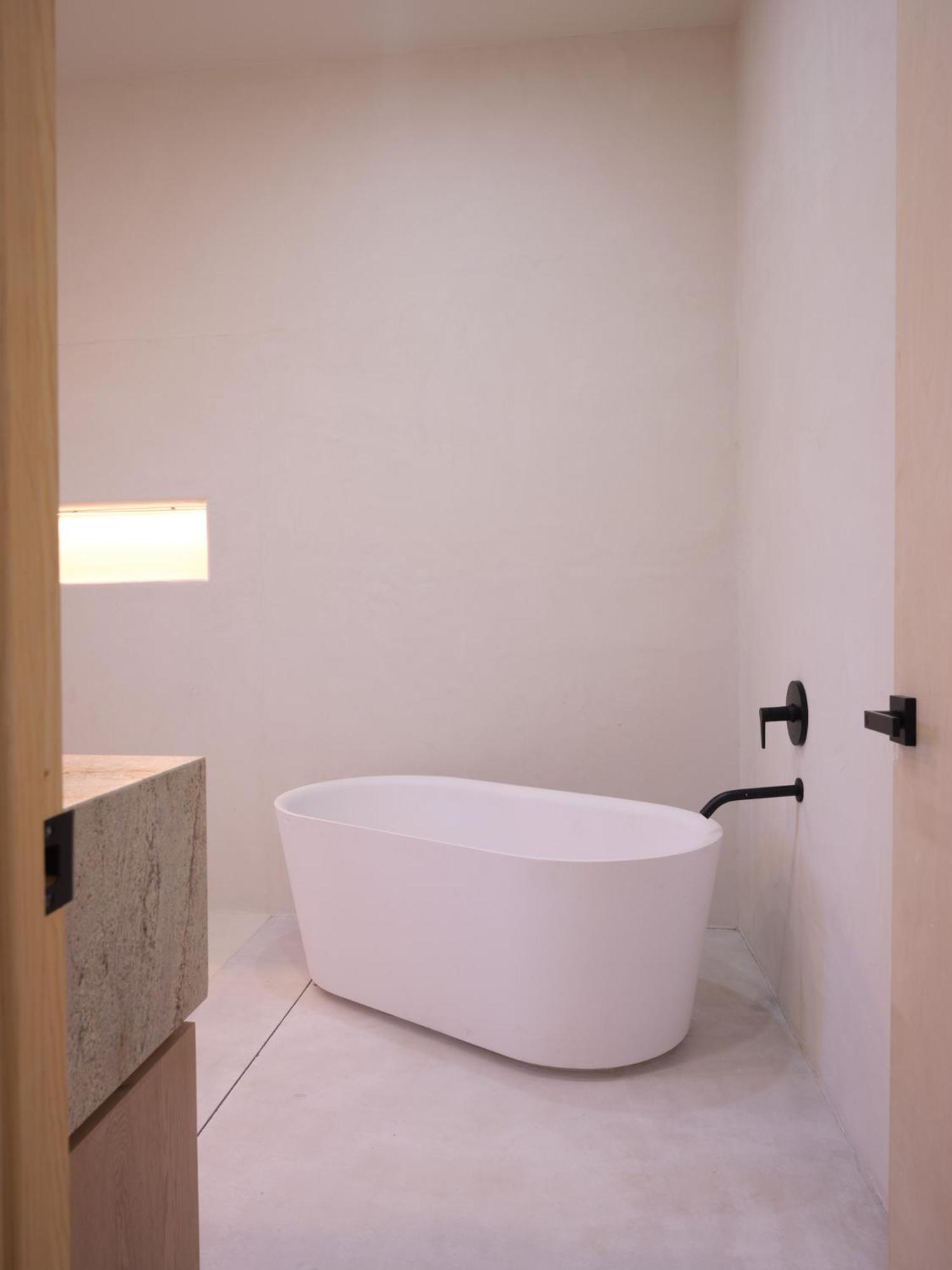 The Nicho House 4BD Ultra Modern Adobe Near Plaza