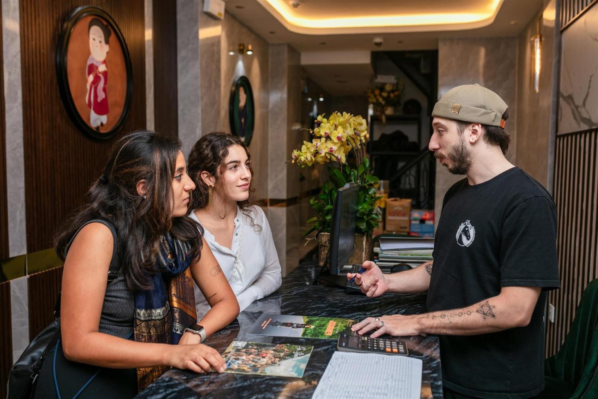 Hanoi Hostel & Rooftop Bar