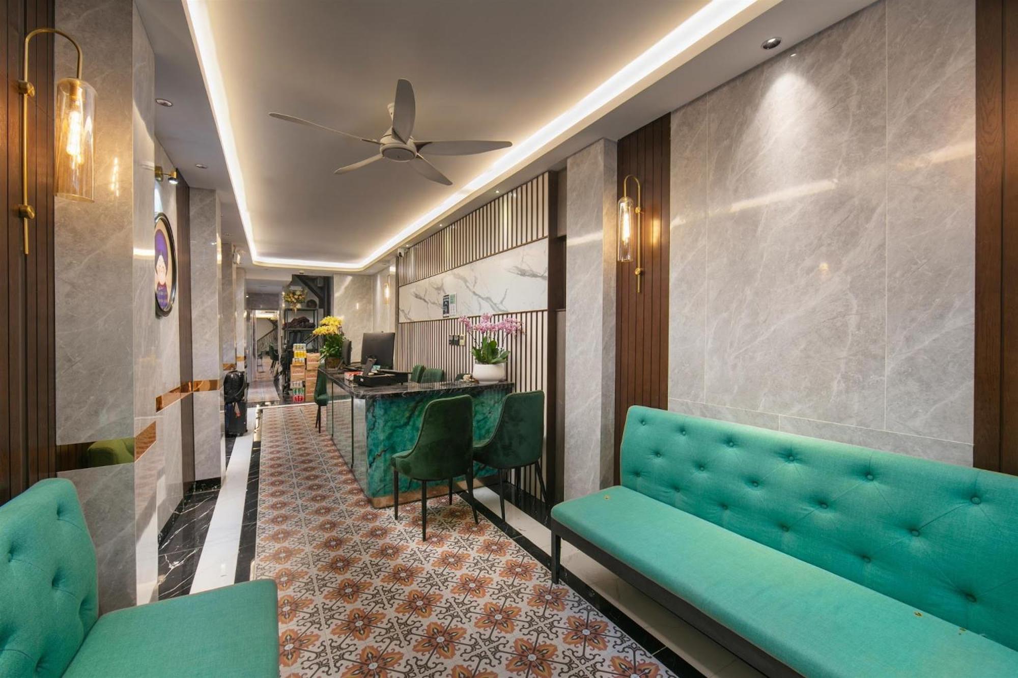 Hanoi Hostel & Rooftop Bar