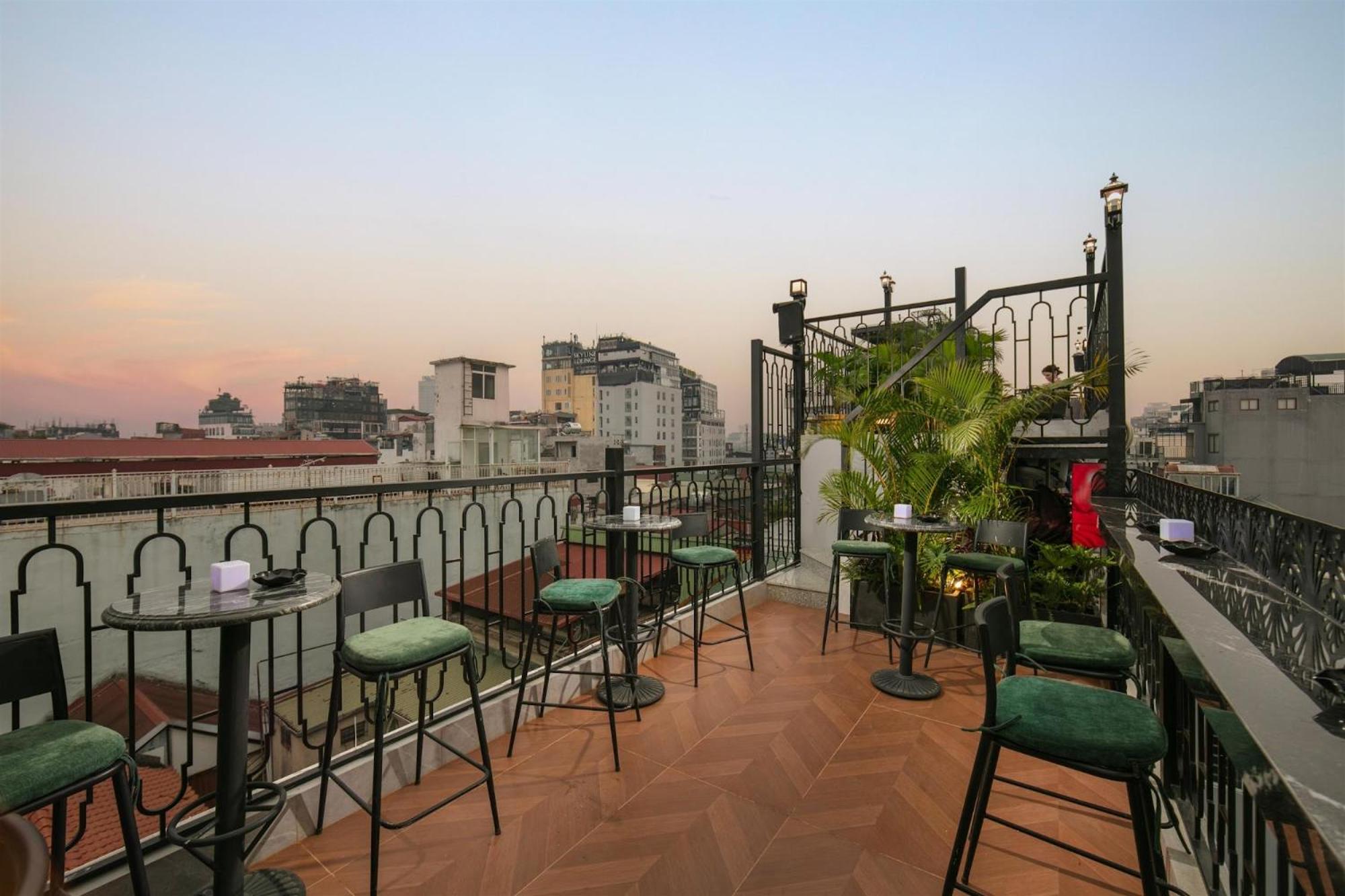 Hanoi Hostel & Rooftop Bar