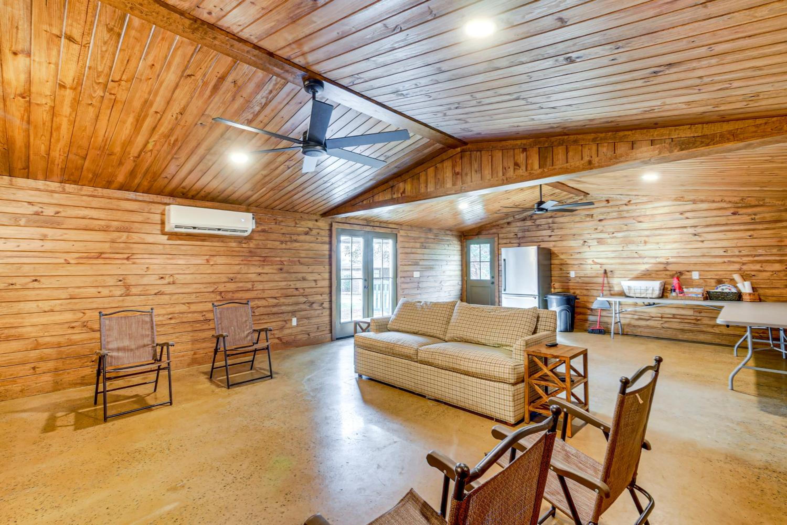 Fishing Ponds Peaceful Tifton Getaway