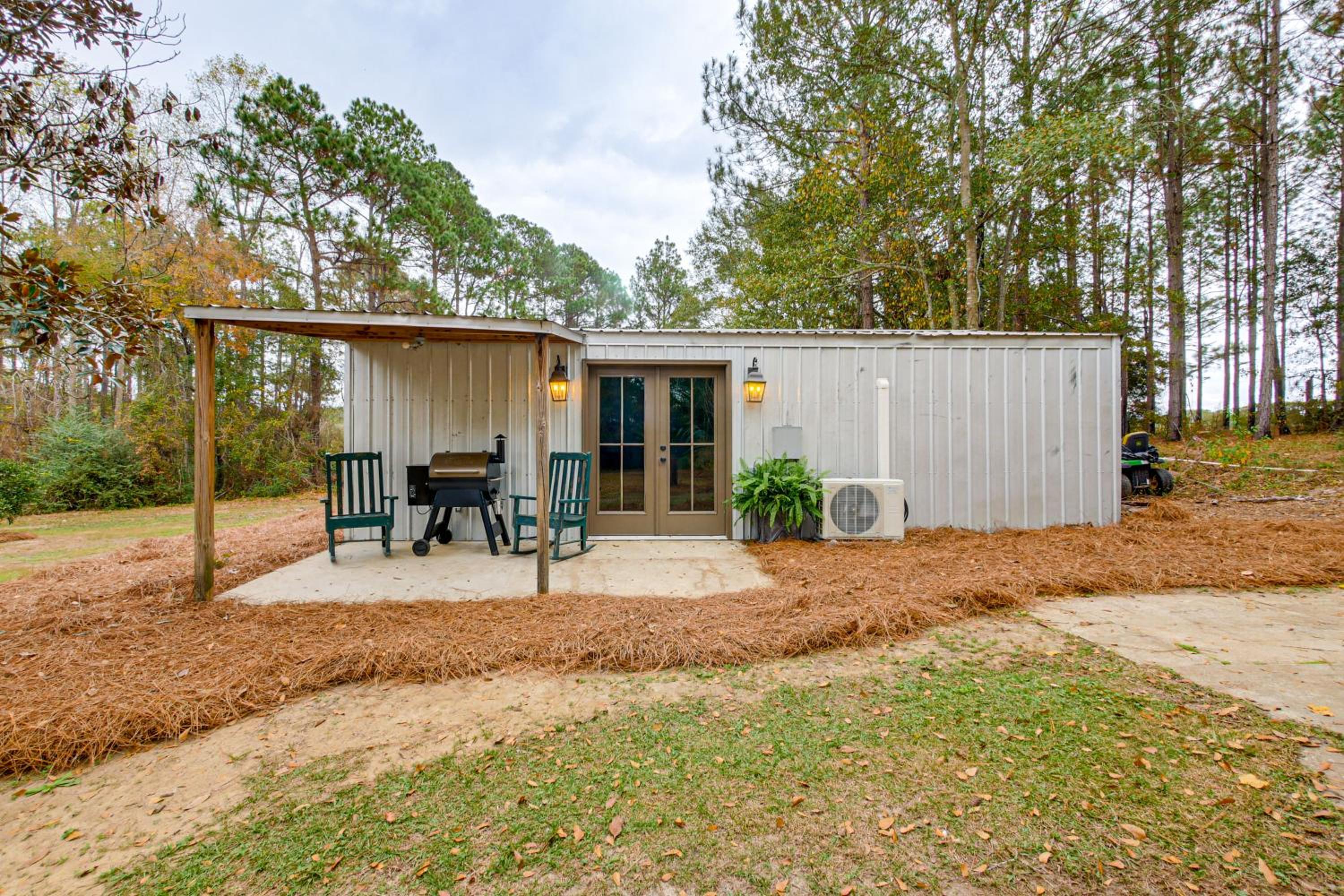 Fishing Ponds Peaceful Tifton Getaway