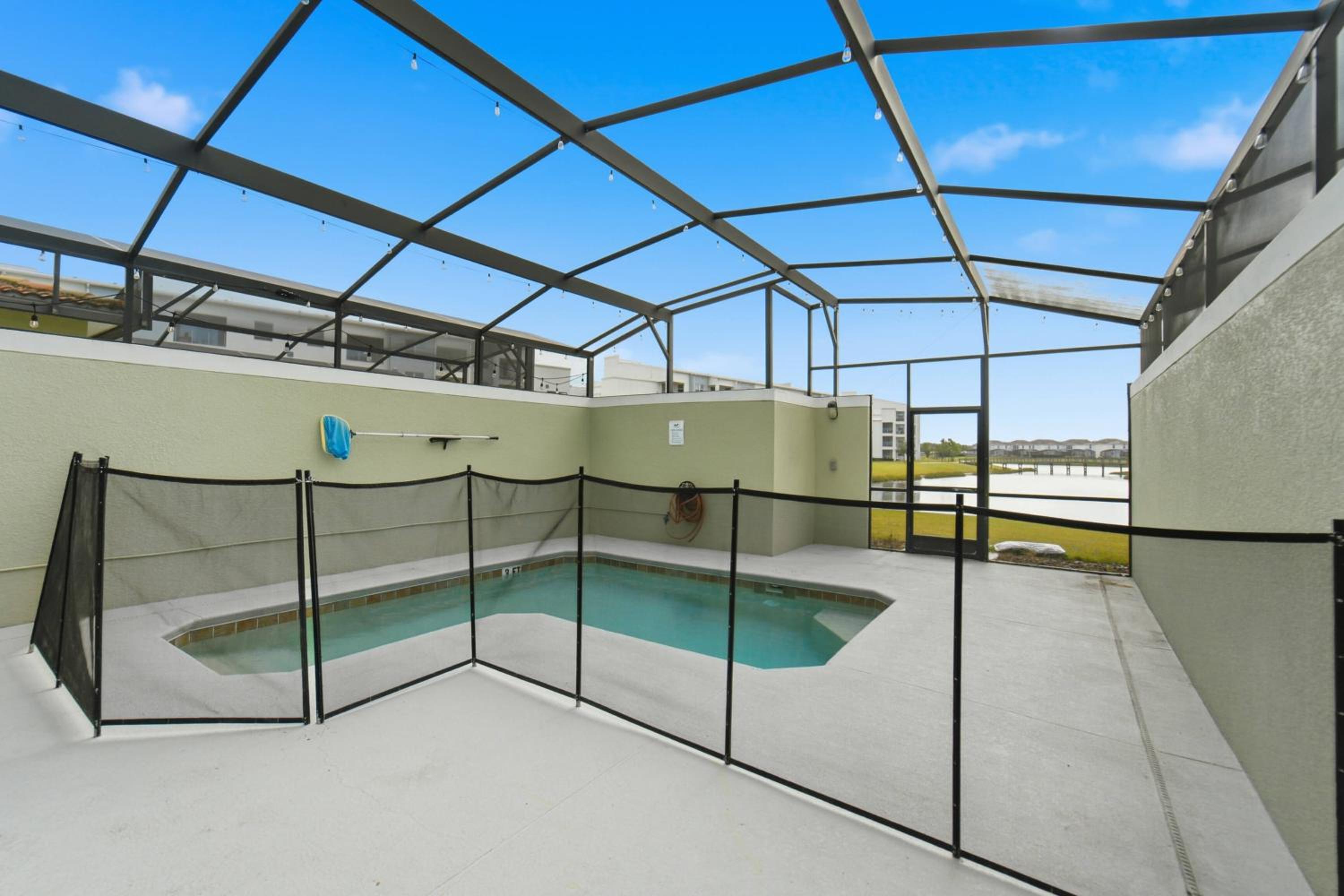 4BR Home at Storey Lake Near Disney