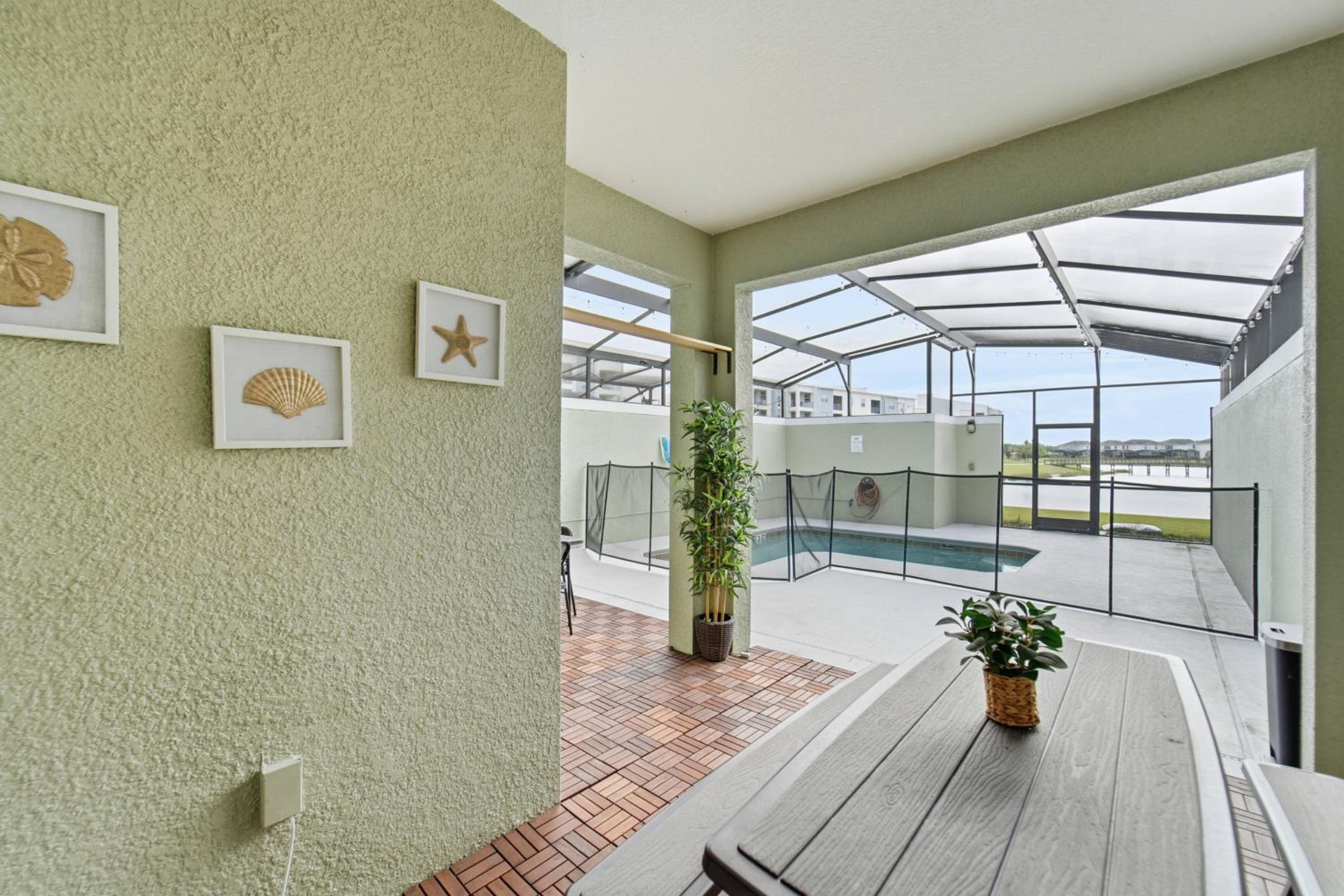 4BR Home at Storey Lake Near Disney