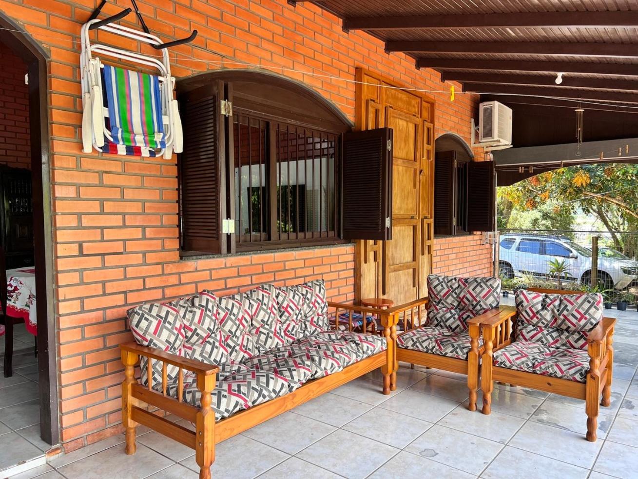 Casa de Campo Pet Friendly com Churrasqueira