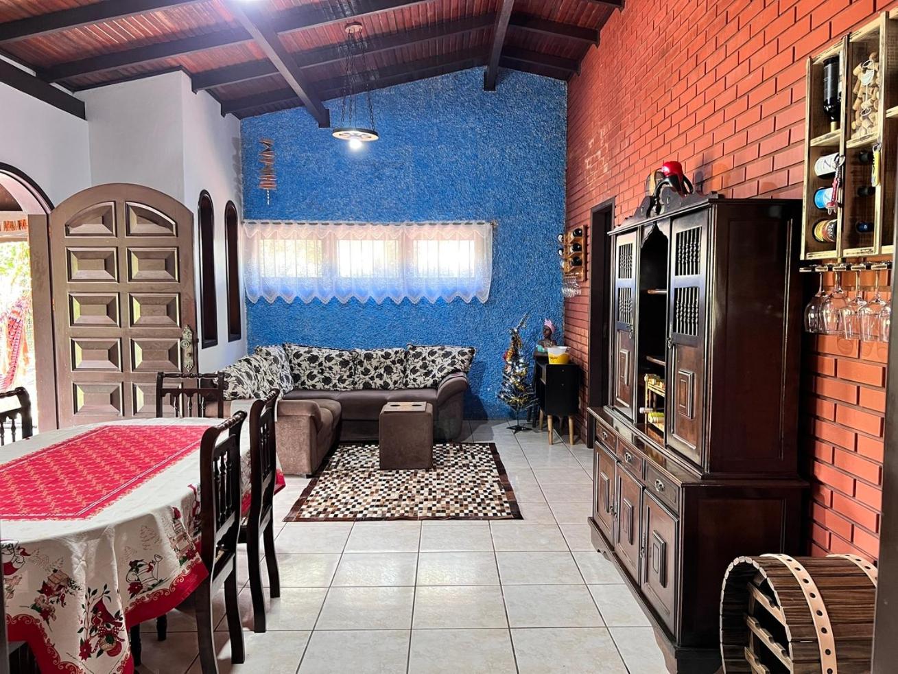 Casa de Campo Pet Friendly com Churrasqueira