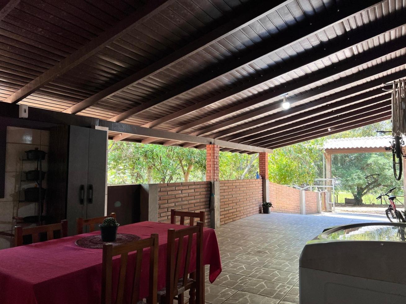 Casa de Campo Pet Friendly com Churrasqueira